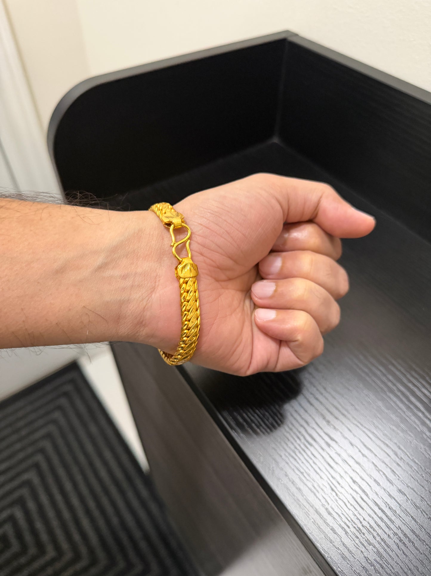 Hargun Real Look Men Bracelet
