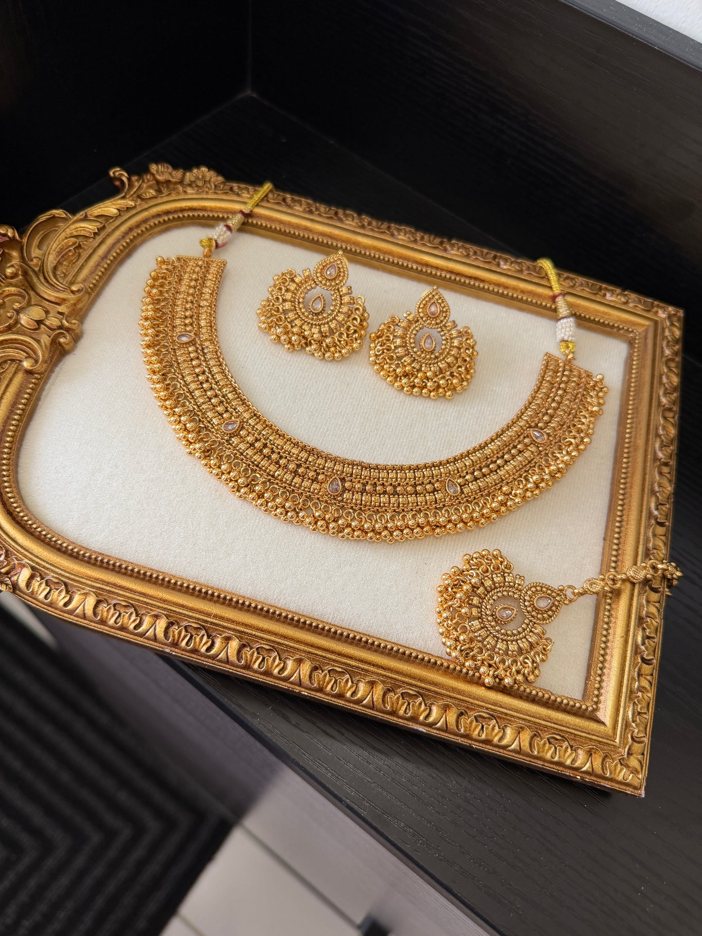 Daisy Antique Plated Set