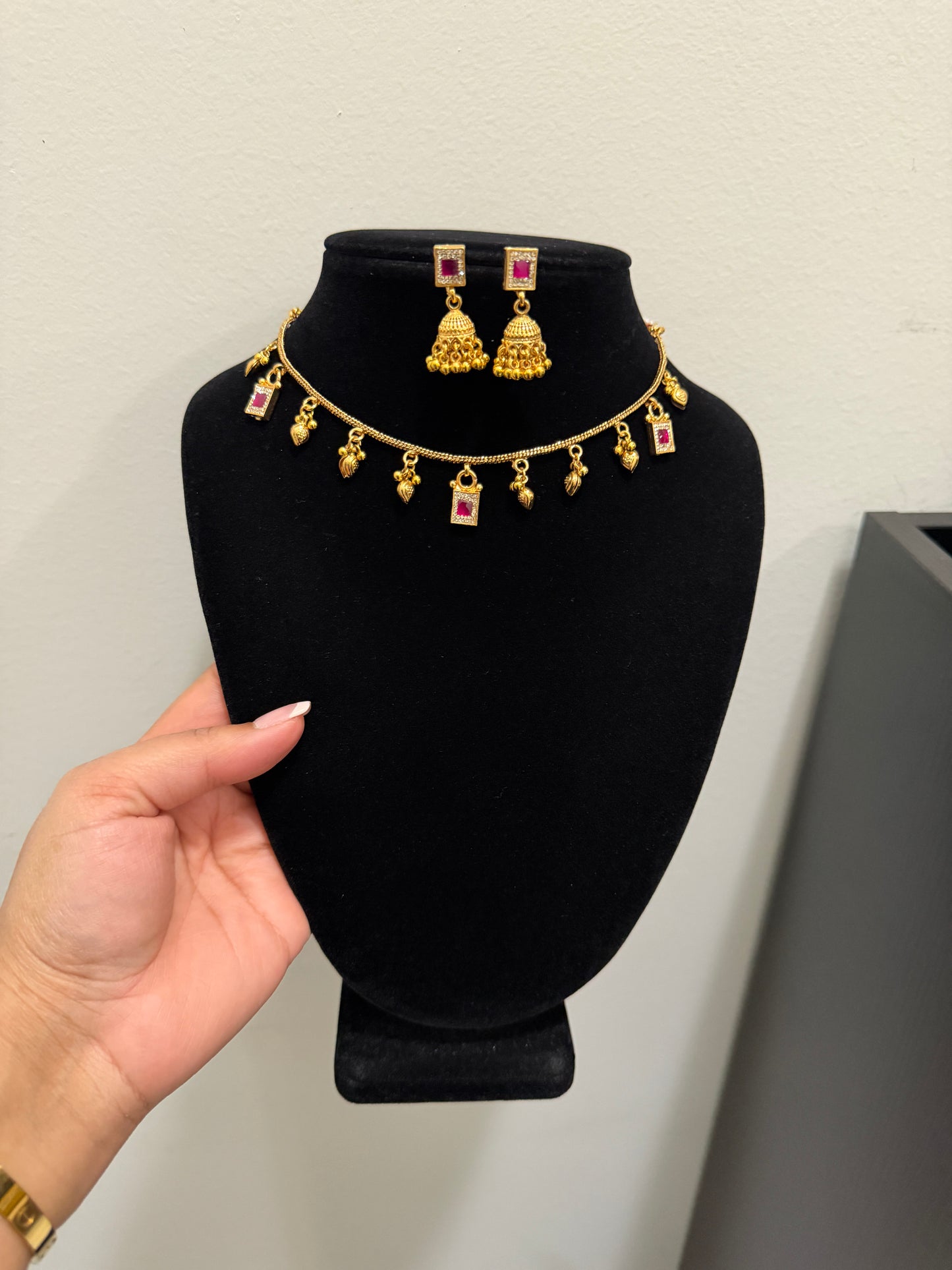 Taman Heritage Single Line Set (Ruby)