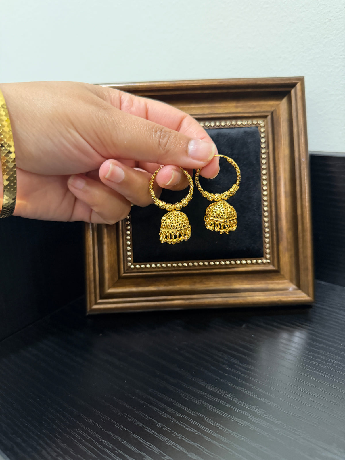 Arnoor Real Gold Look Waalian