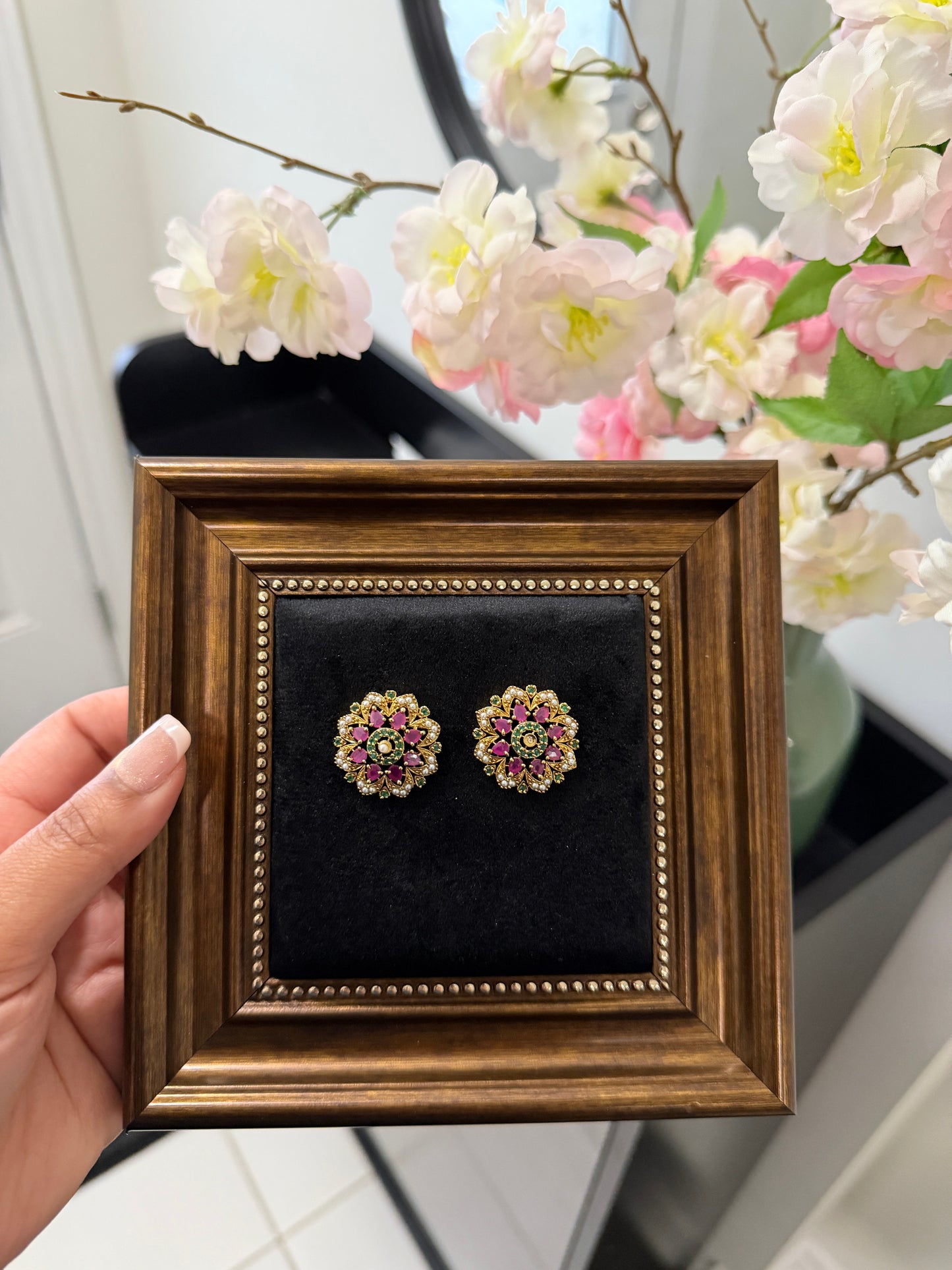 Sonika Jadau Studs