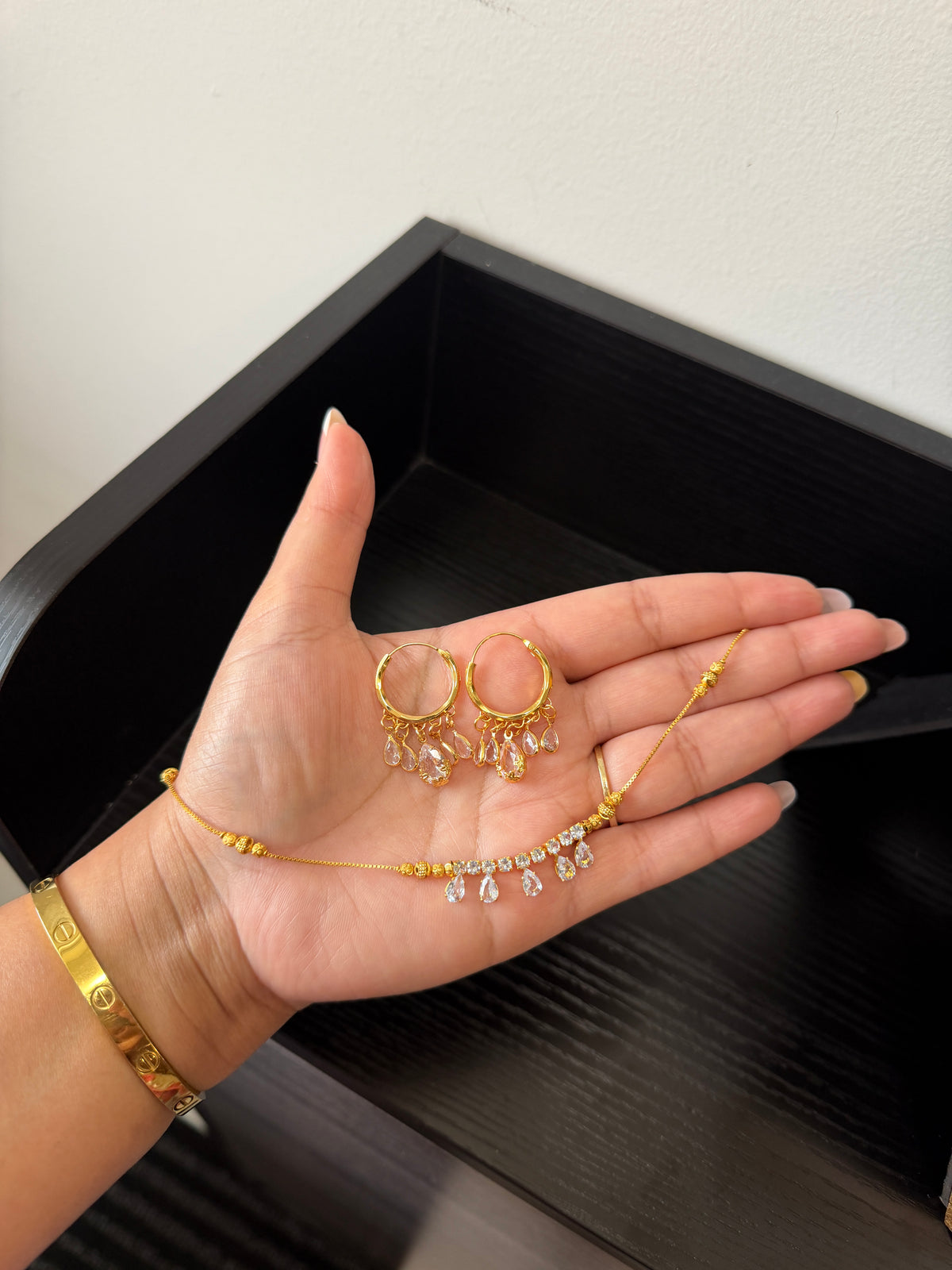 Yukti Premium Chain Set