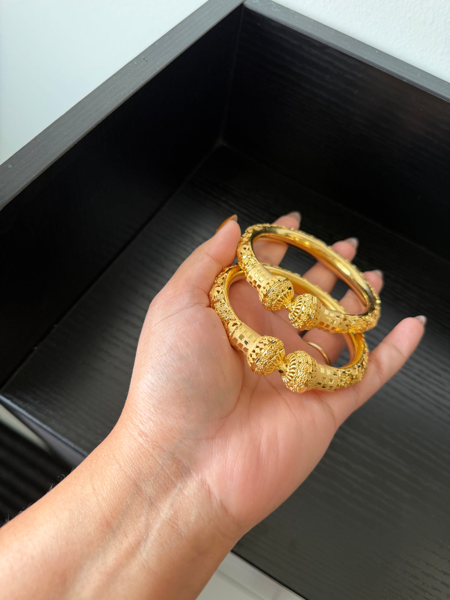 Satbir Gold Forming Bangles