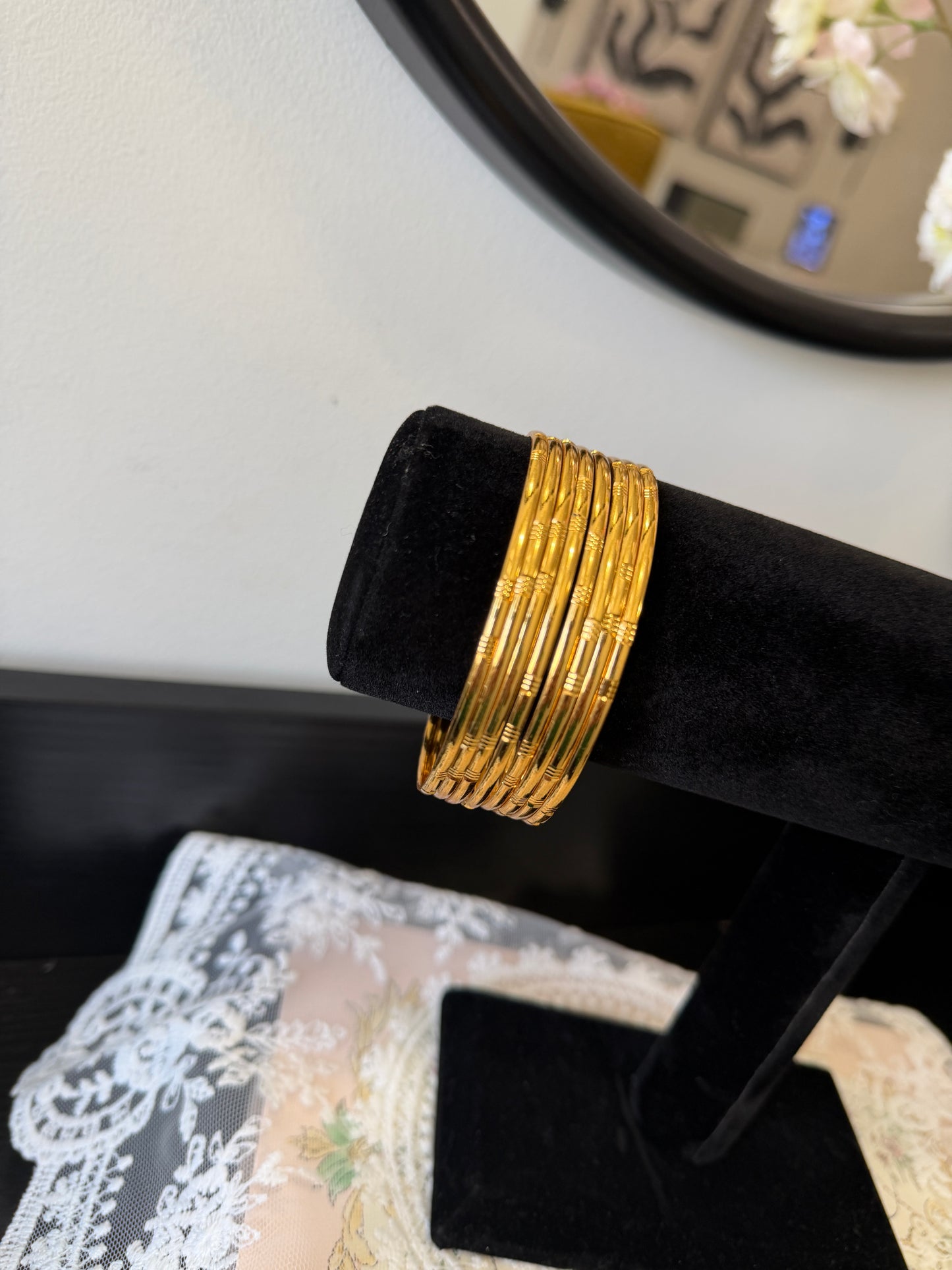 Mahnoor Dailywear Bangles (Set of 8)