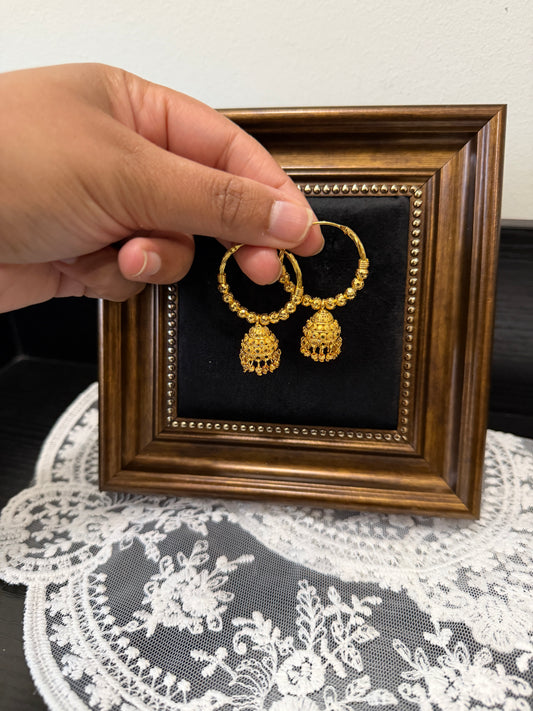 Sanam Gold Look Earrings