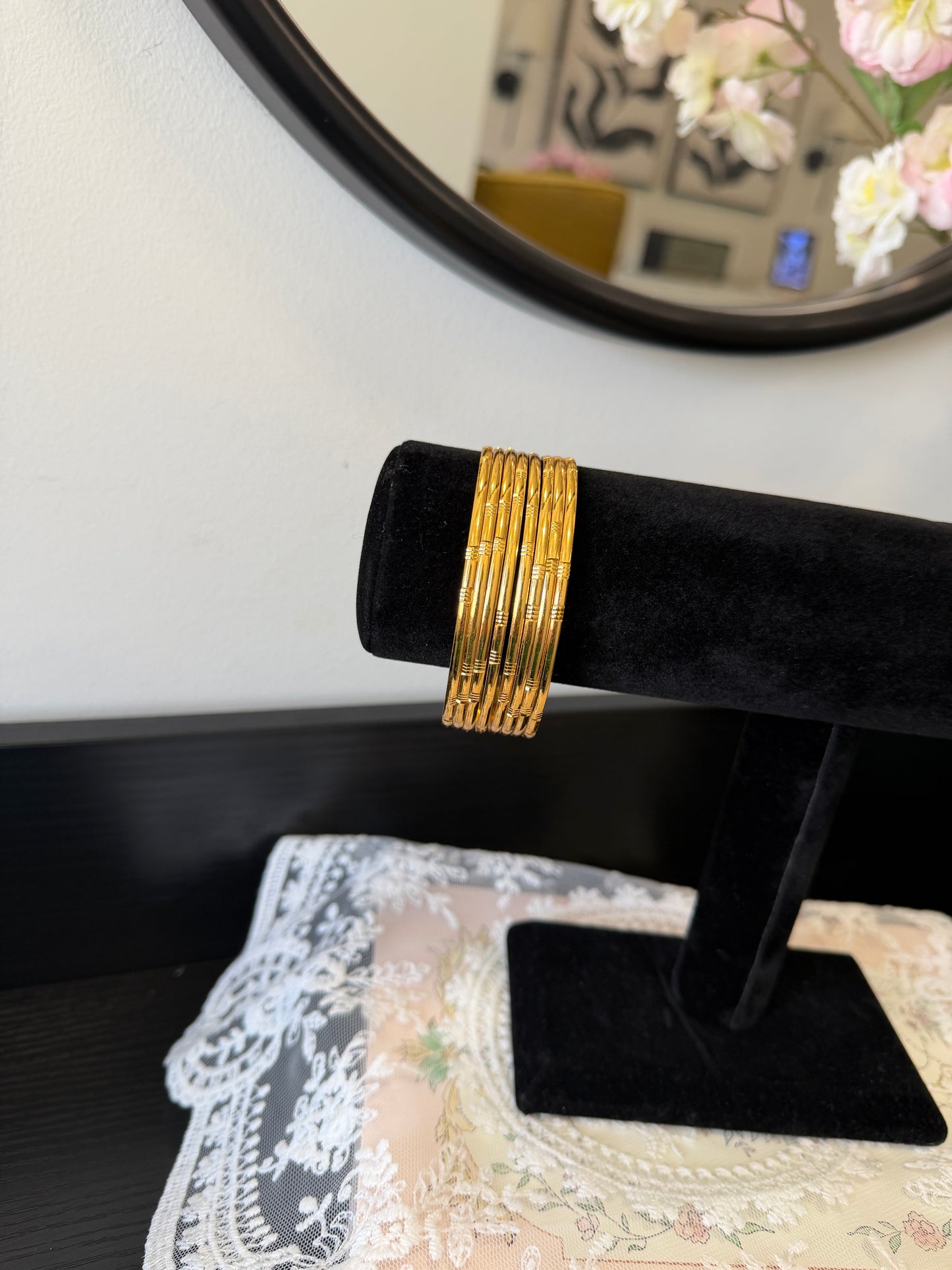 Mahnoor Dailywear Bangles (Set of 8)