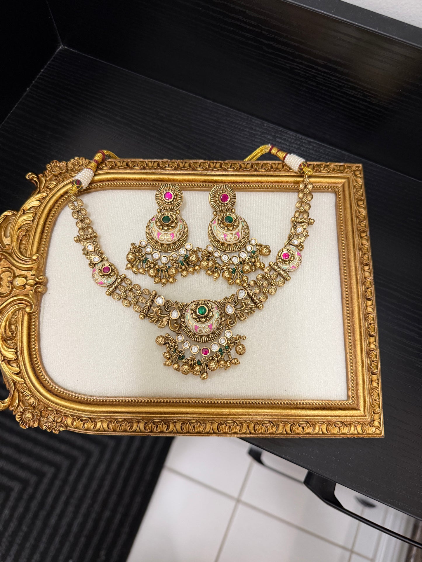 Erina Thakkar Kundan Set