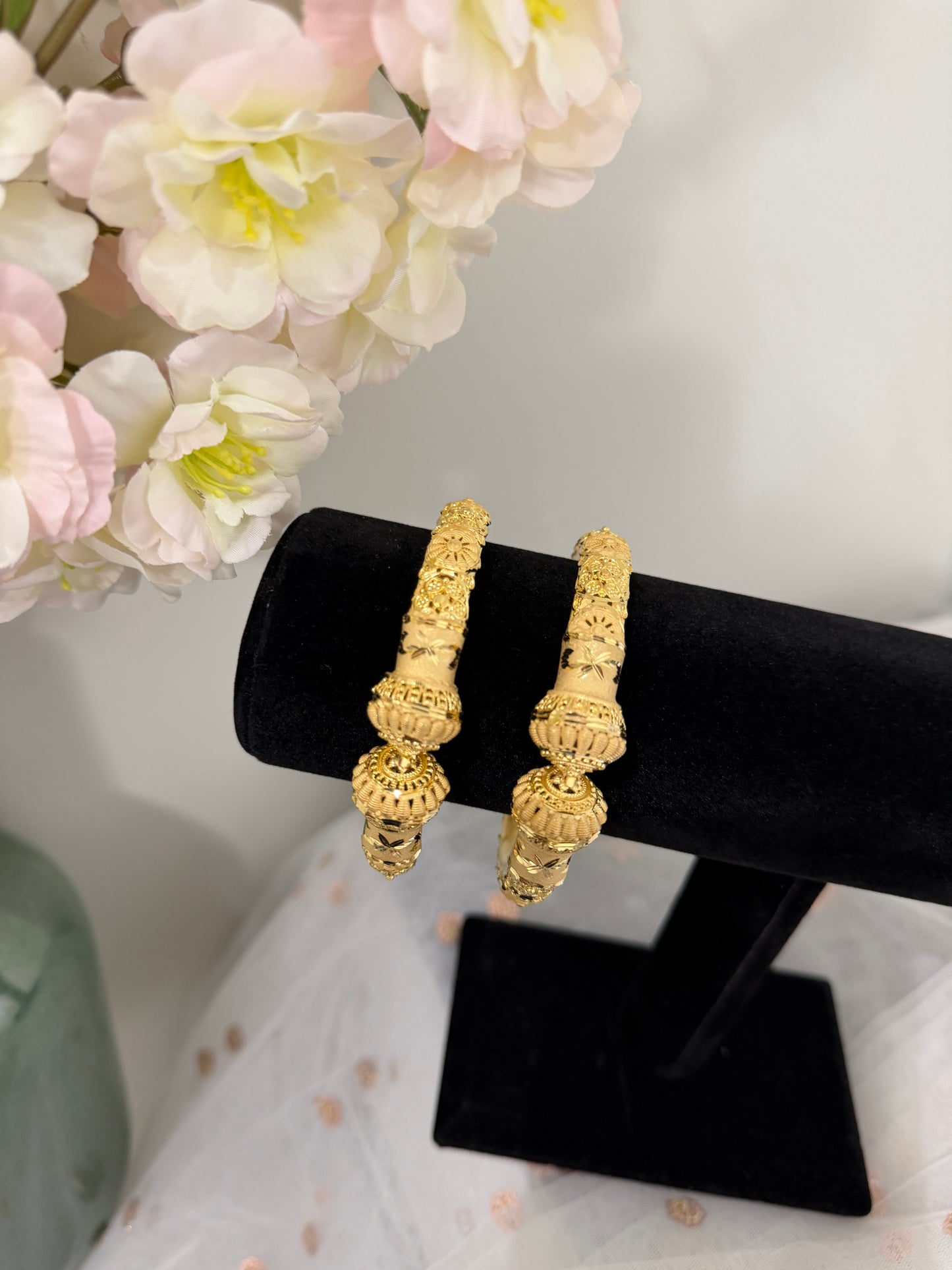 Ranbir Gold Forming Bangles