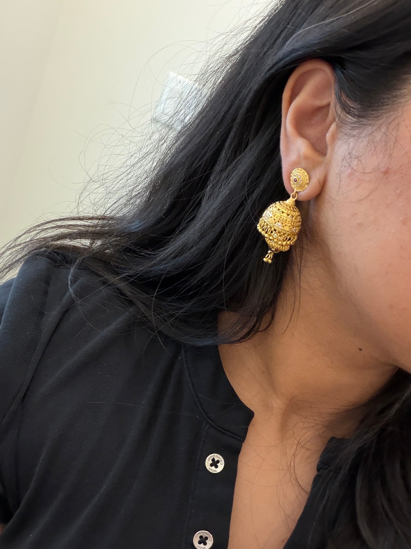 Manjit Gold Forming Earrings