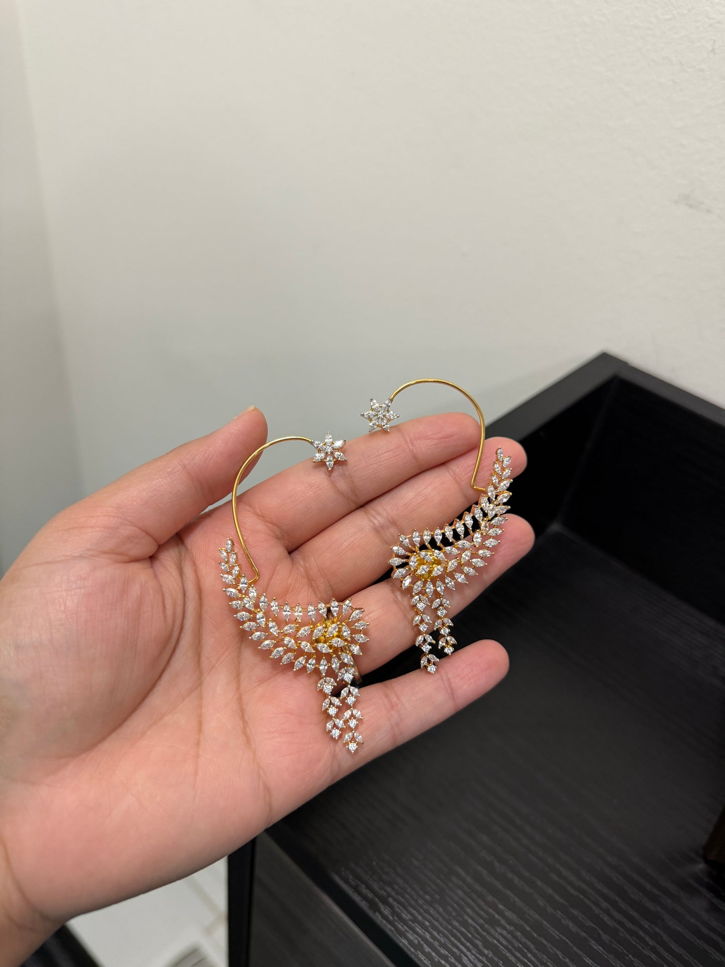 Taran Earcuff Earrings