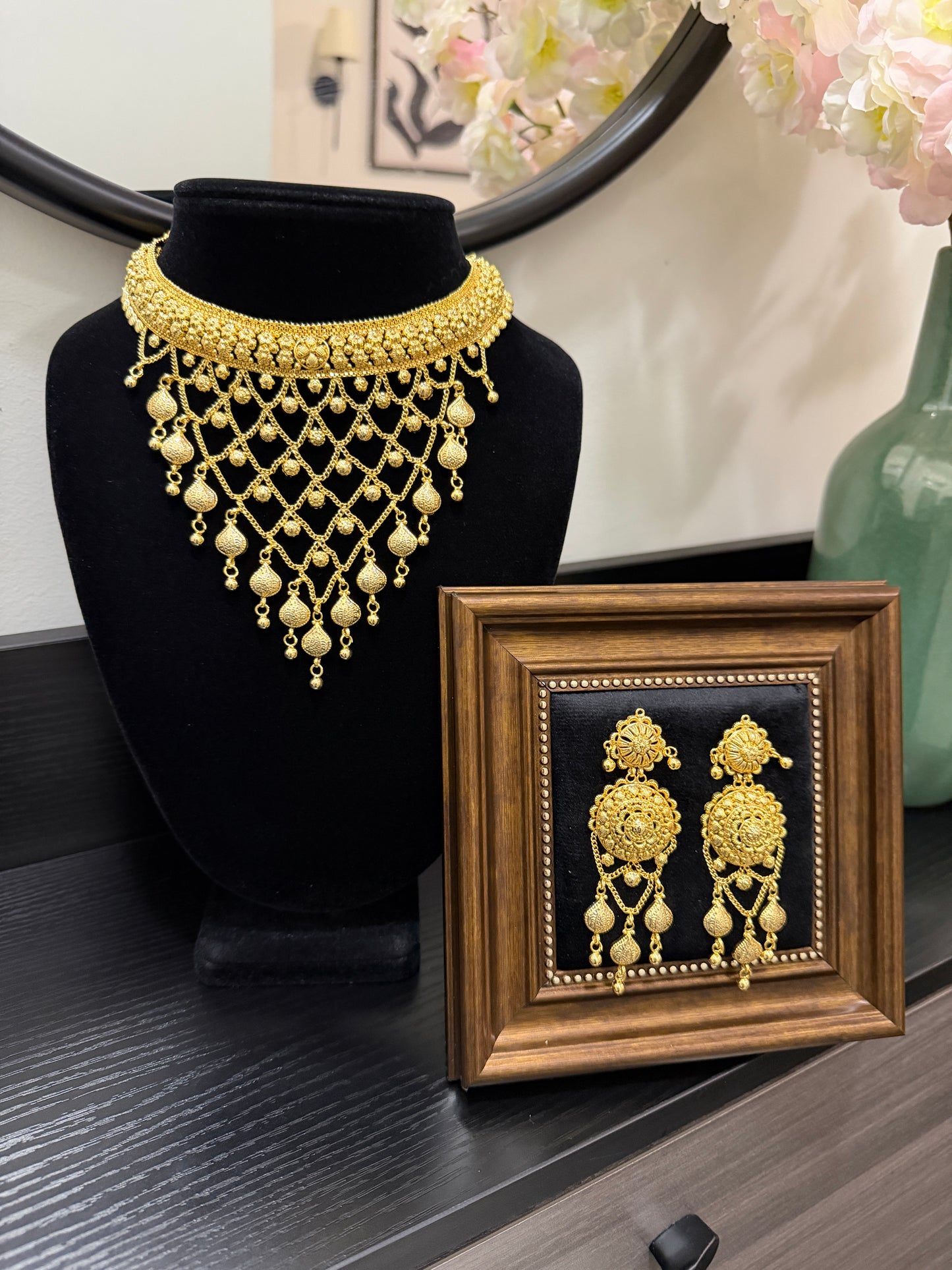 Baani Handcrafted Custom Made Gold Plated Set
