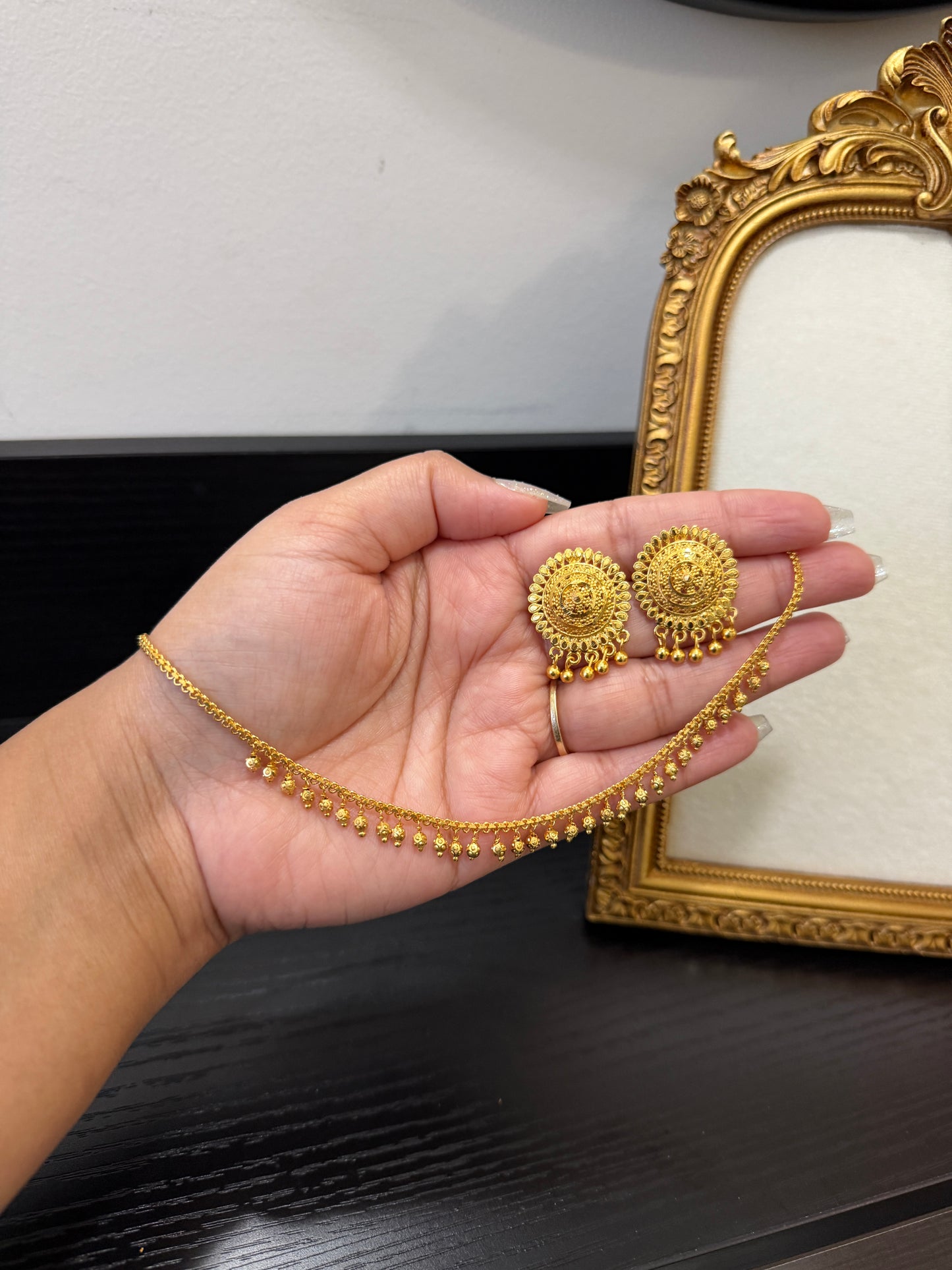 Aveera Premium Chain Set