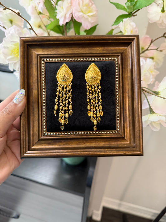 Aira Gold Look Earrings