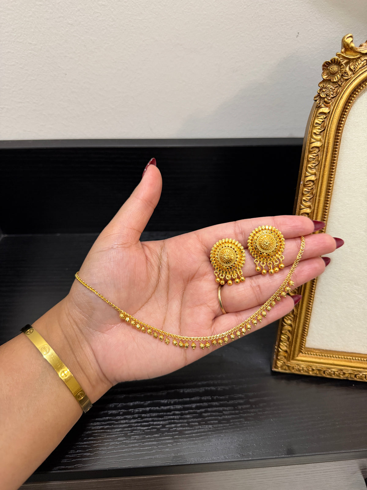 Aveera Premium Chain Set