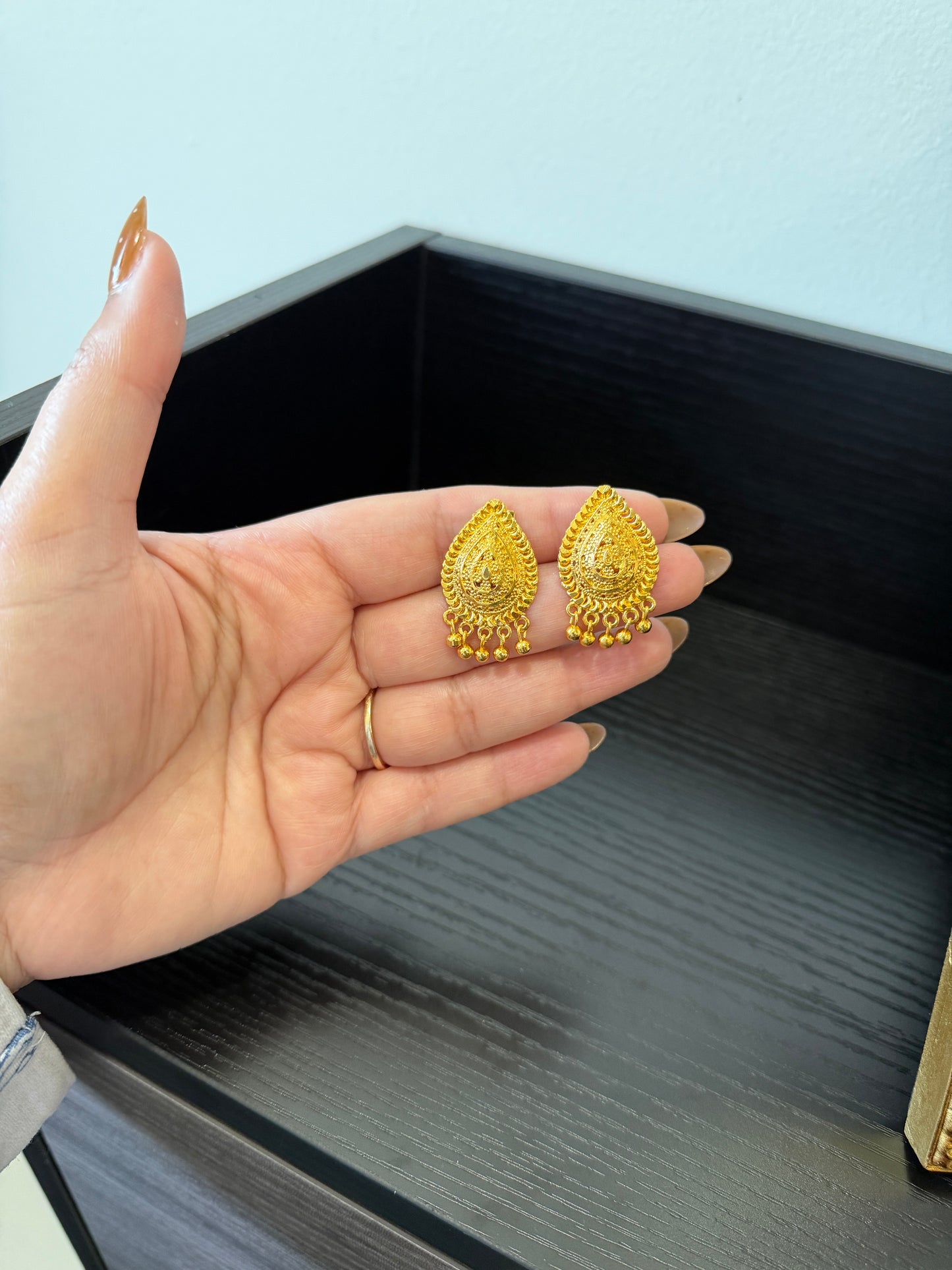 Reena Gold Look Studs