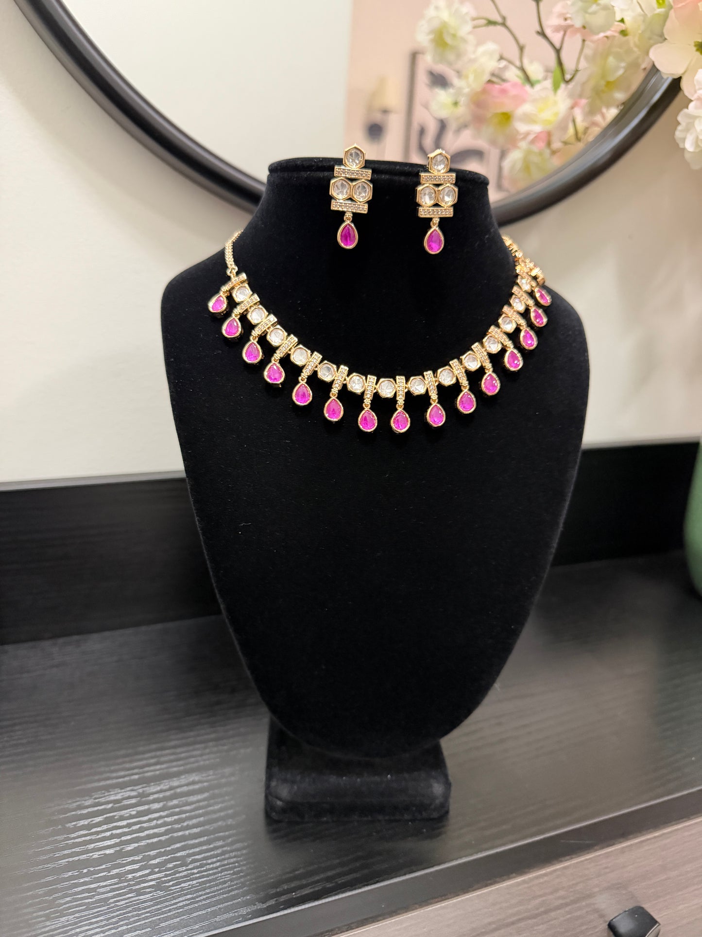 Huma Tyaani Kundan Set (Ruby)