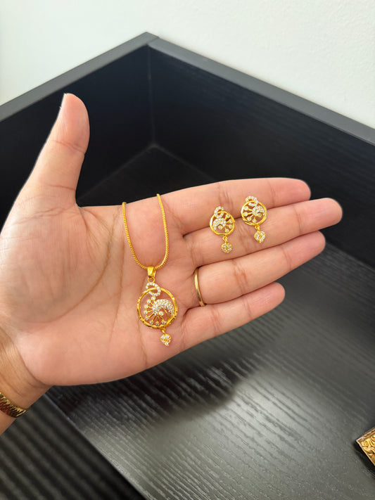 Anu Real Look Pendant Set (Gold)