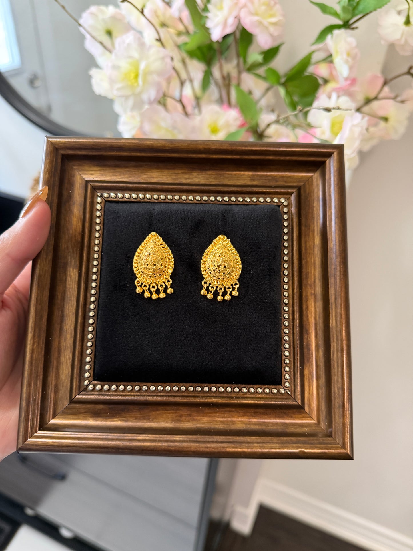 Reena Gold Look Studs