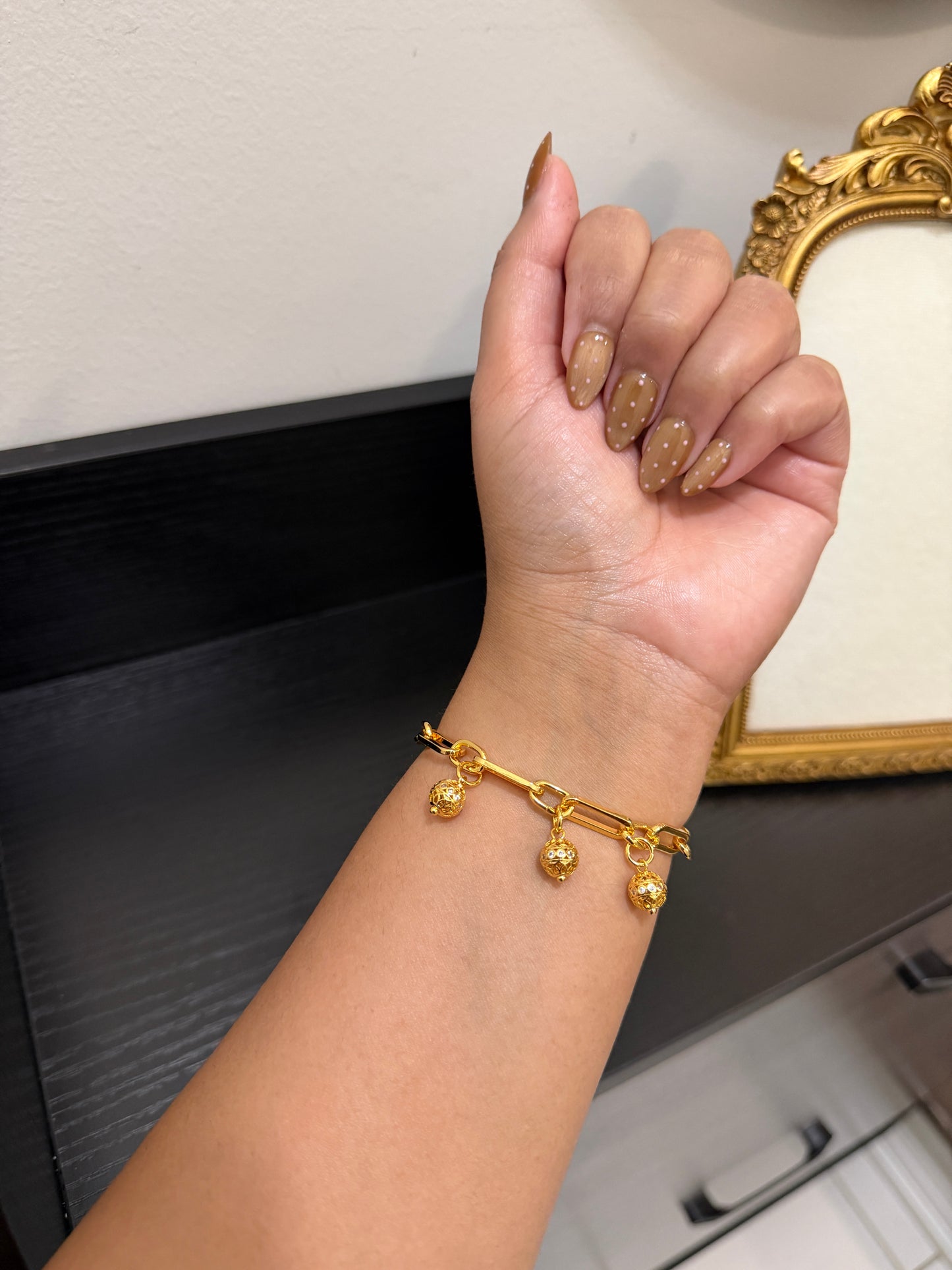 Harnaaz Real Look Bracelet