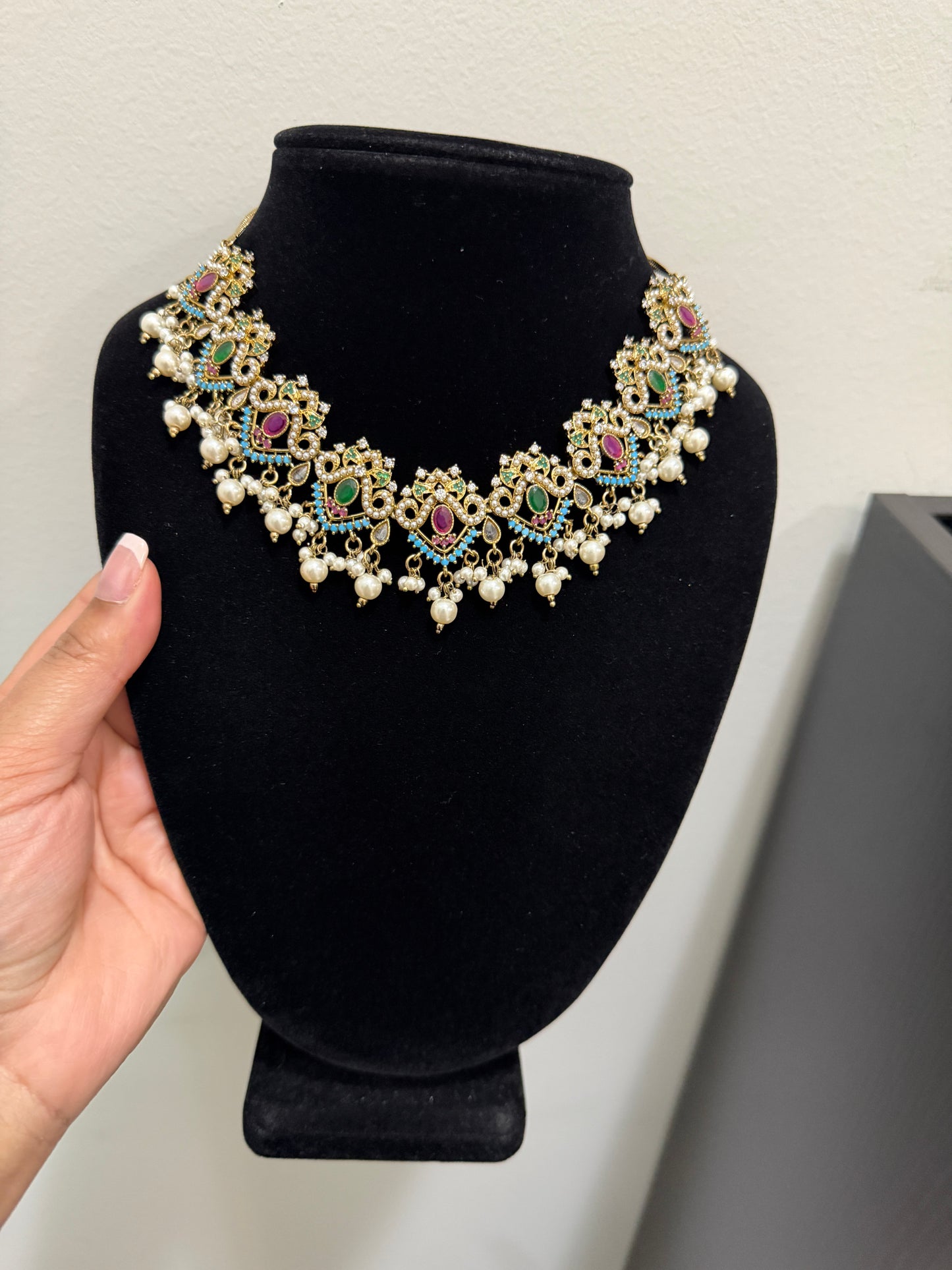 Jyot Statement Jadau Set ( Multi Colour)