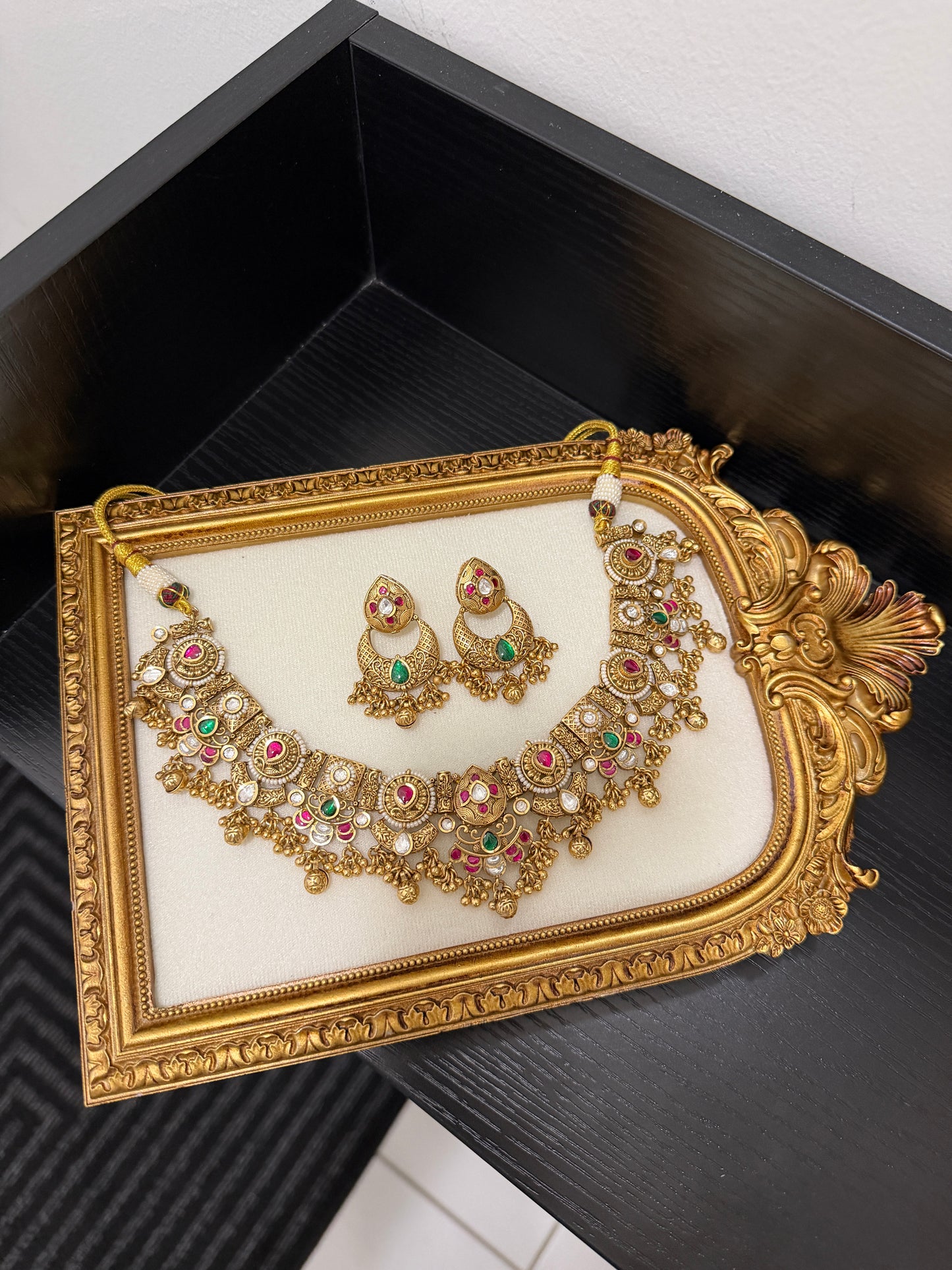 Beena Thakkar Kundan Set