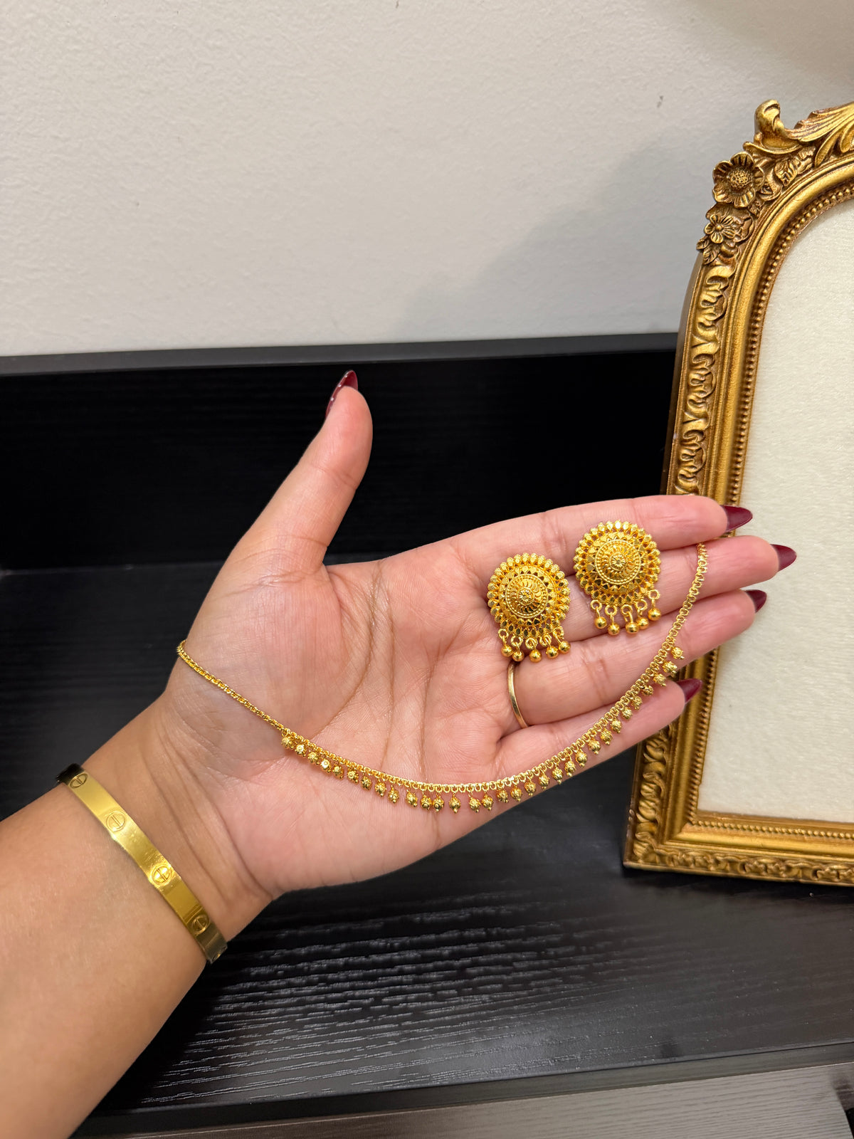 Aveera Premium Chain Set