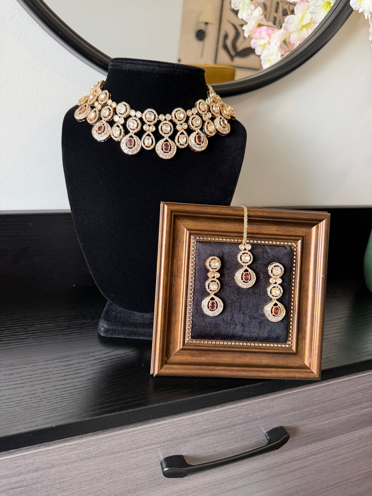 Yasmeen Kundan Gold Plated Set
