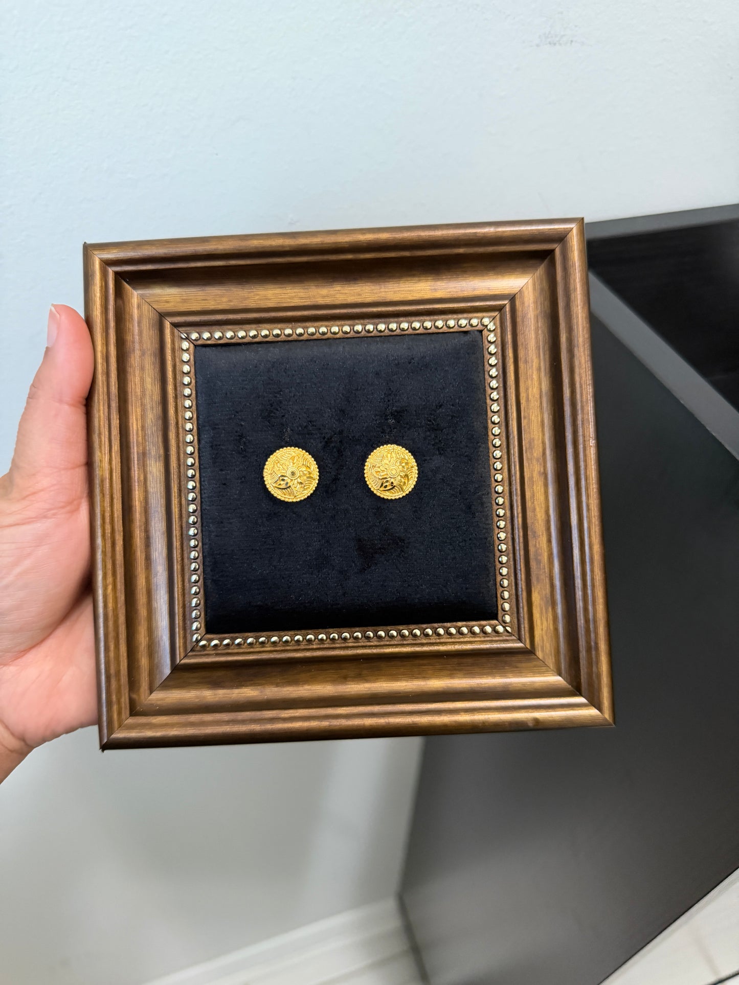 Rai Gold Look Studs