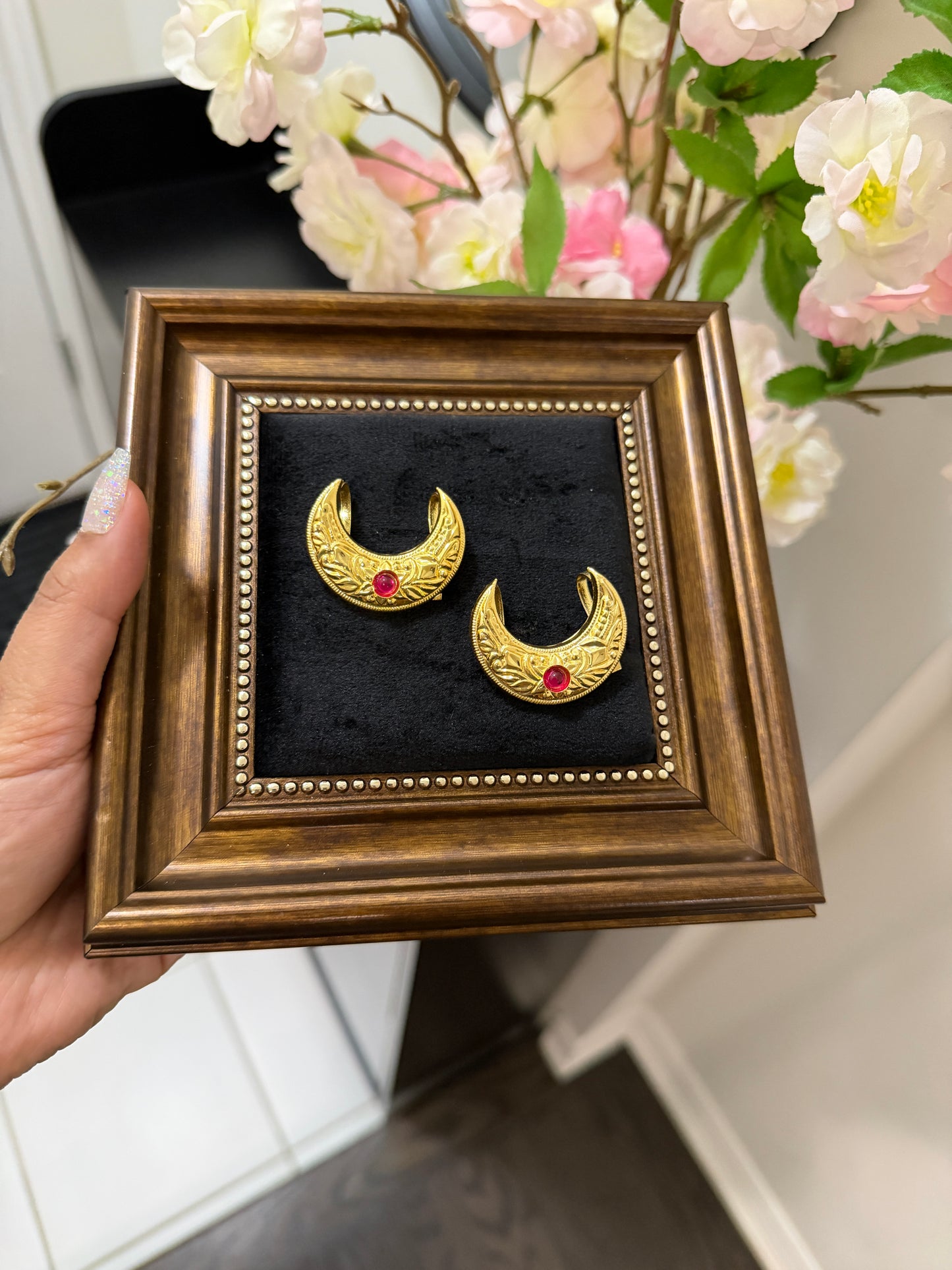 Manjit Real Look Moon Hair Clips (Pair)