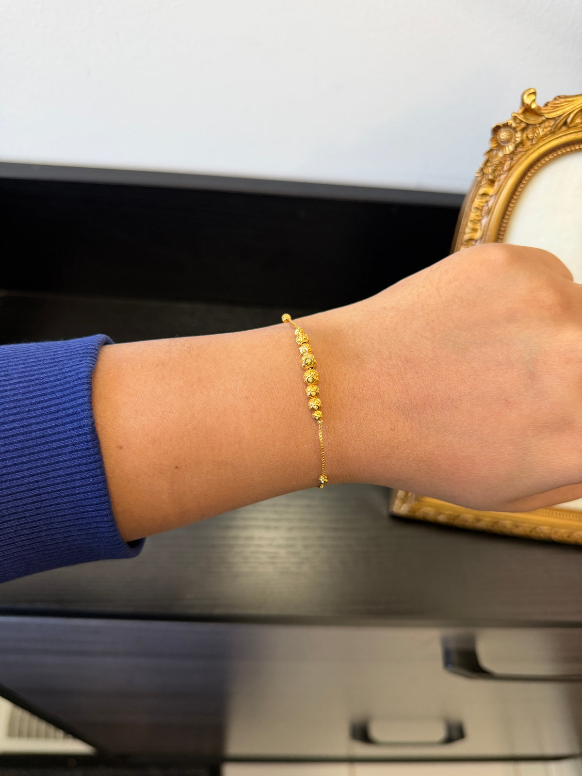 Mannat Real Look Bracelet