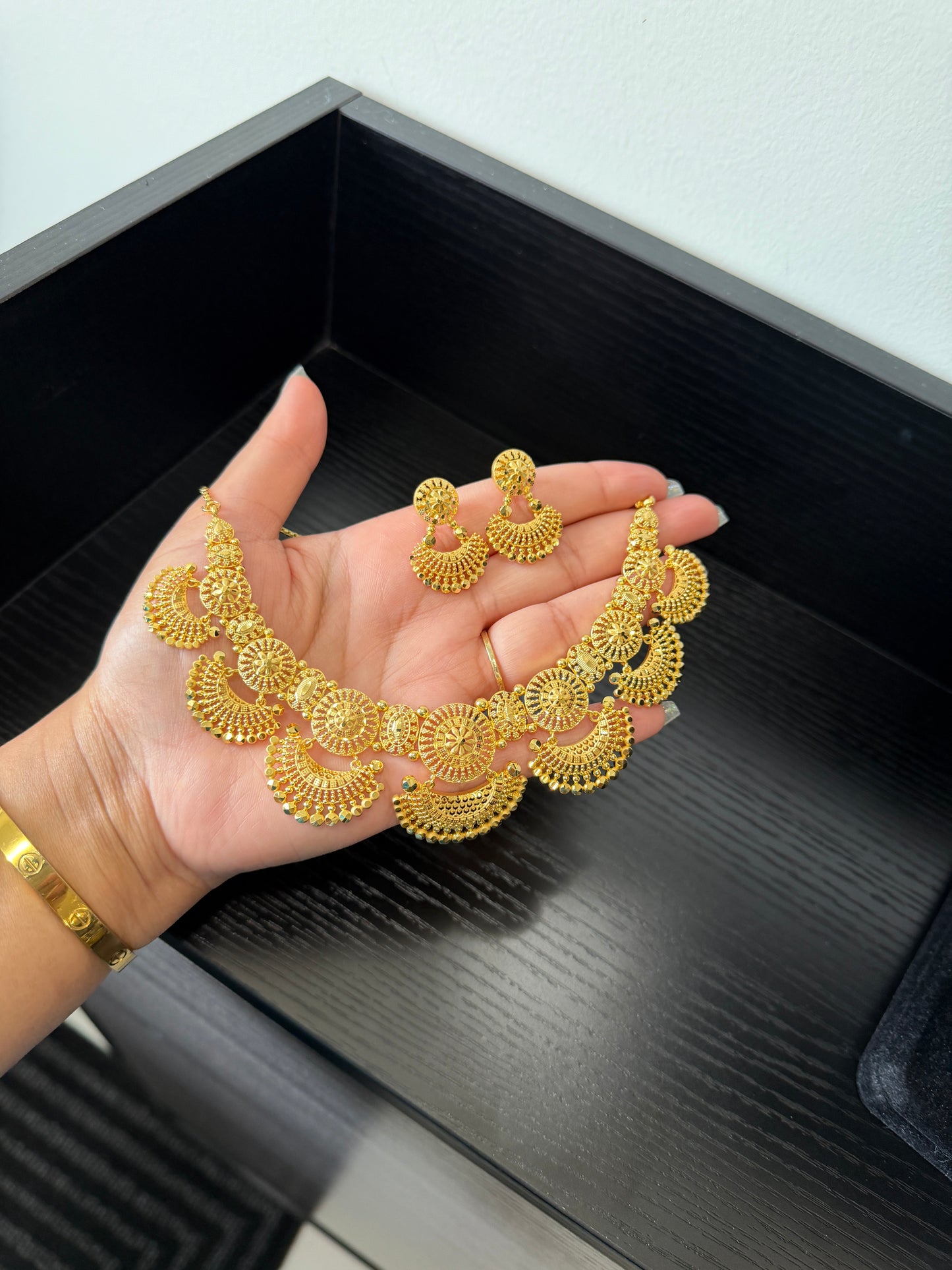 Sukhnoor Premium Forming Gold Set