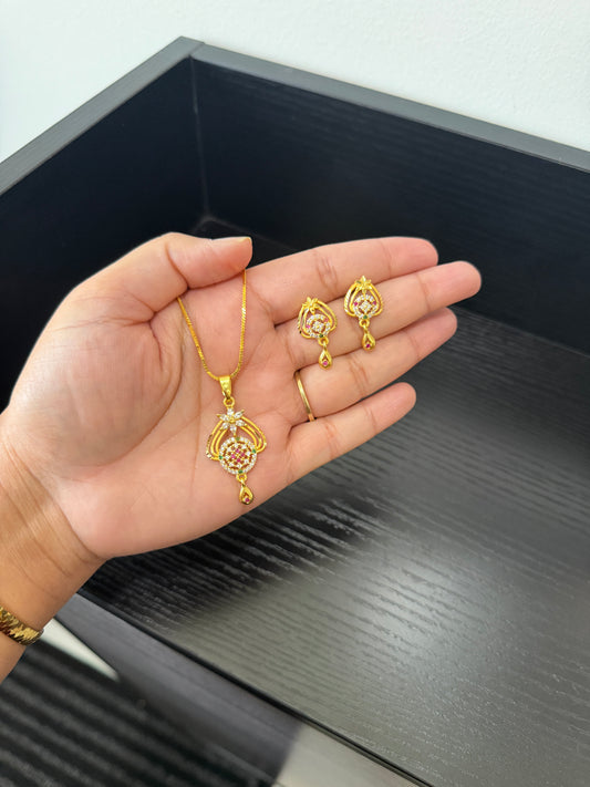Jasgeet Real Look Pendant Set