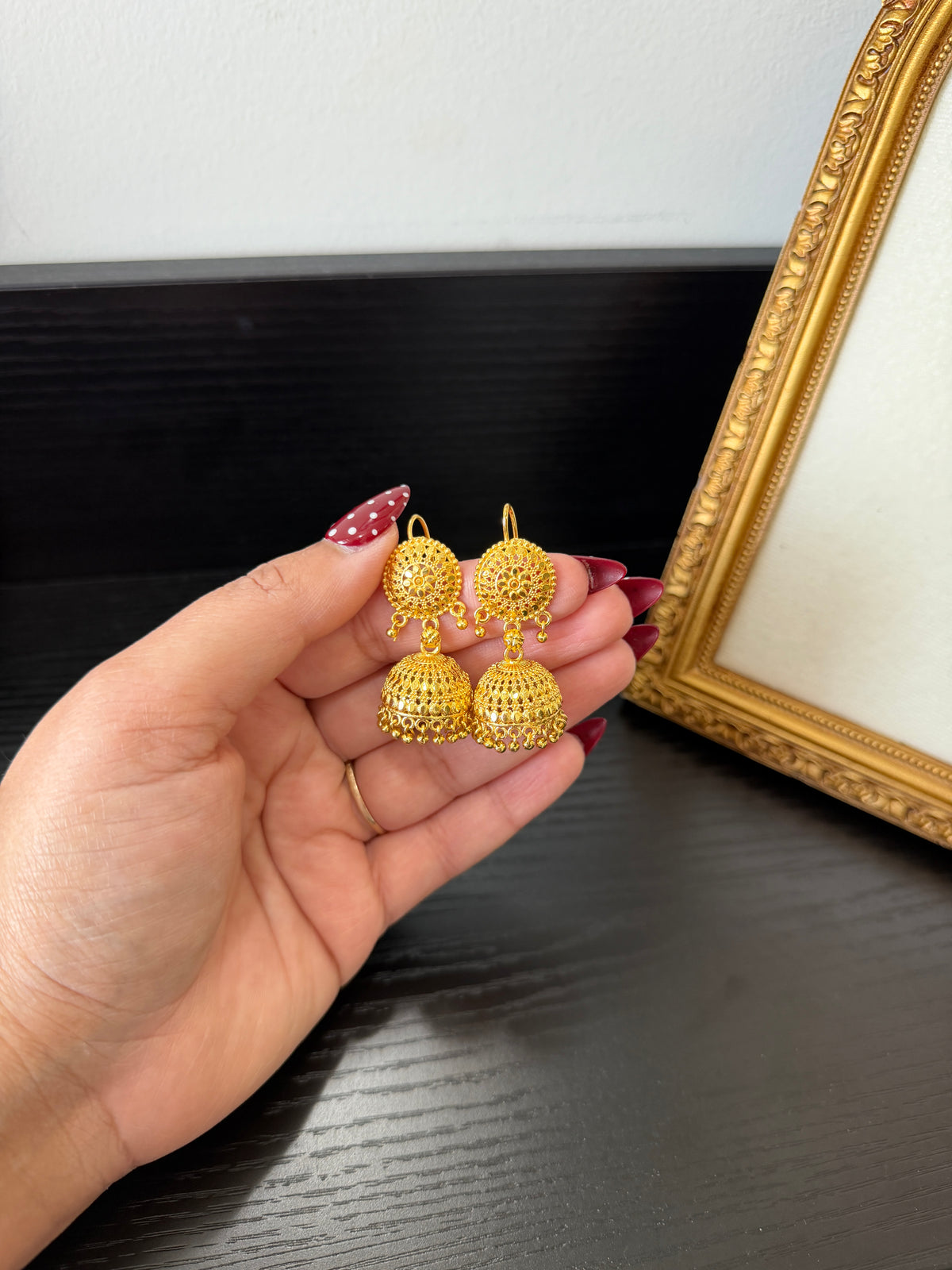 Japneet Gold Look Jhumki