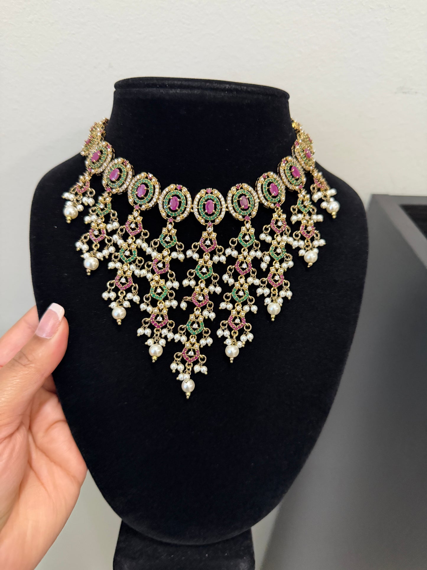 Aarzoo Statement Waterfall Jadau Set