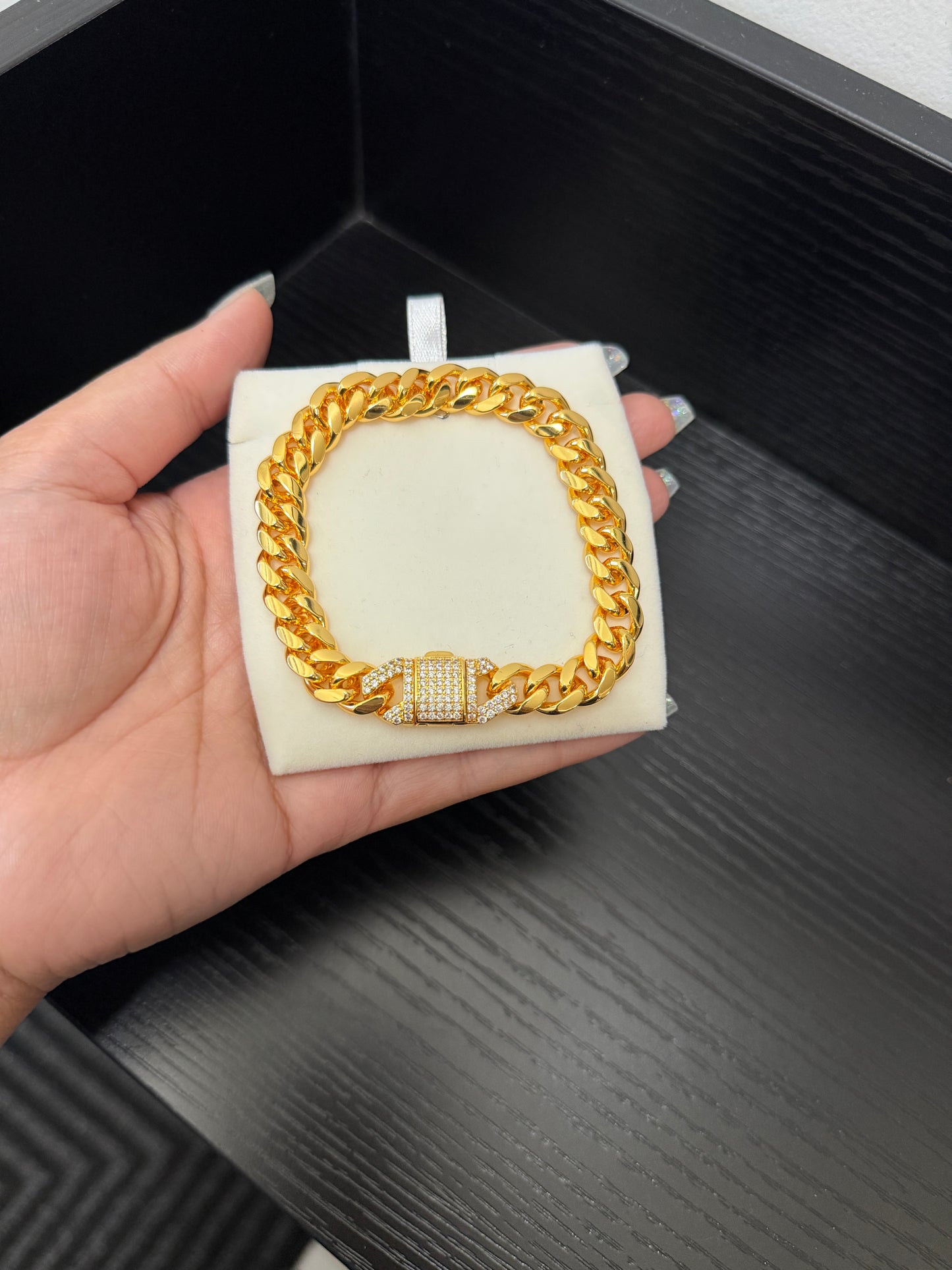 Karman Real Look Men Bracelet