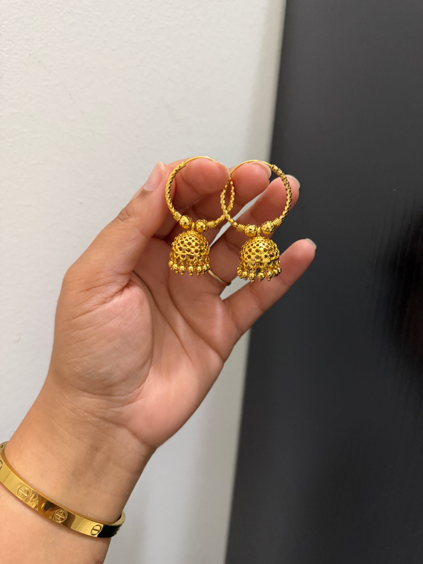 Nima Gold Look Waalian