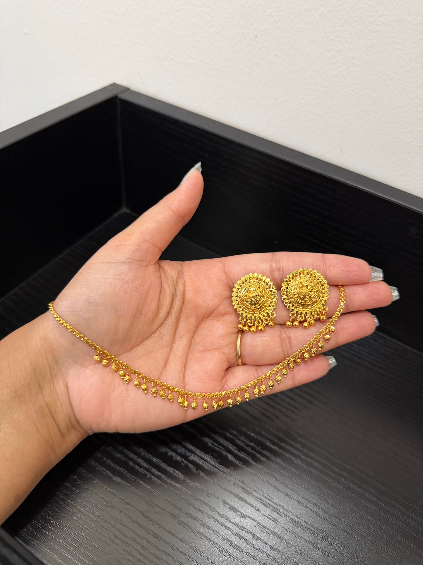 Aveera Premium Chain Set