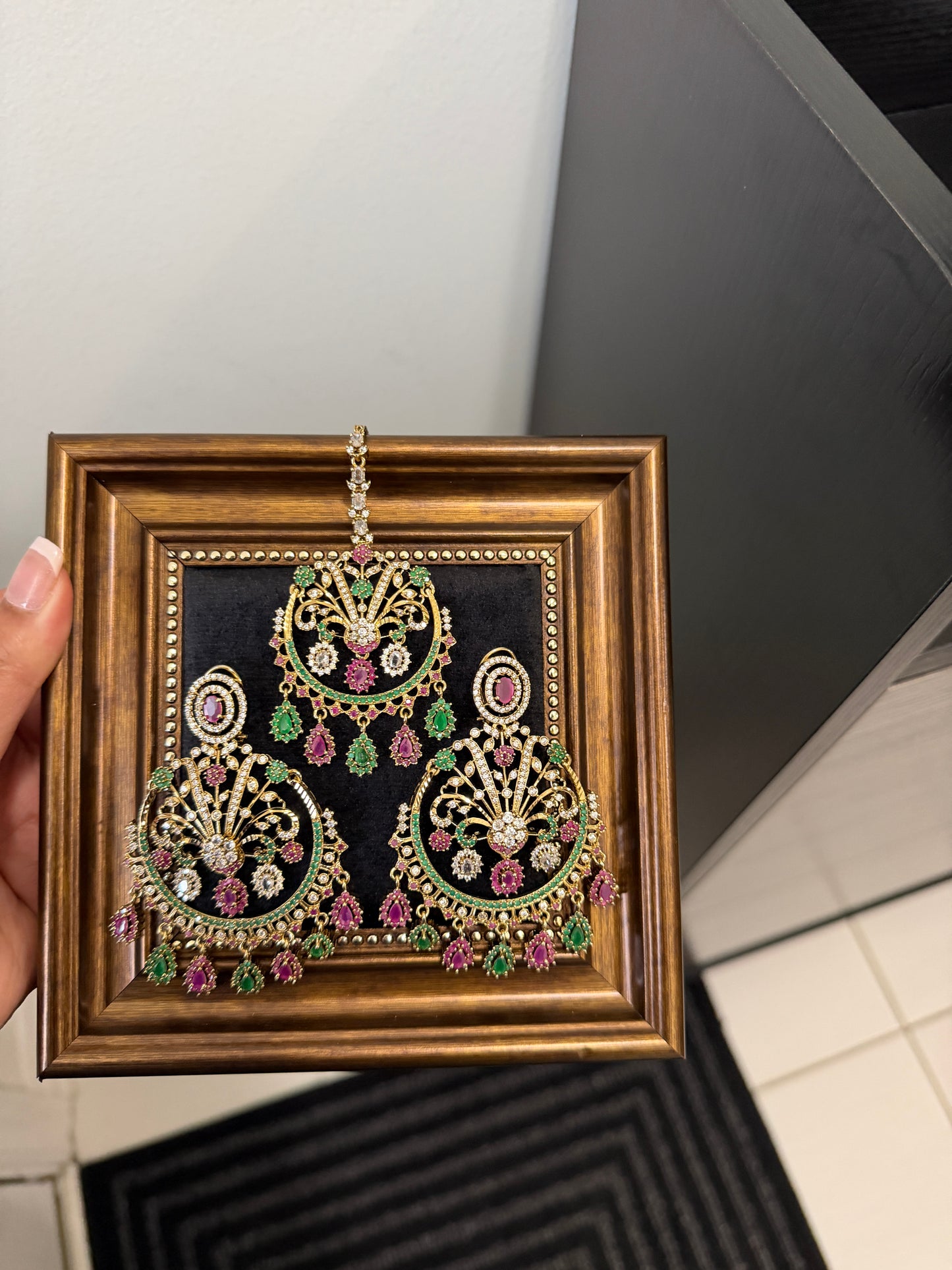 Aveena Statement Jadau Earrings Tikka Set