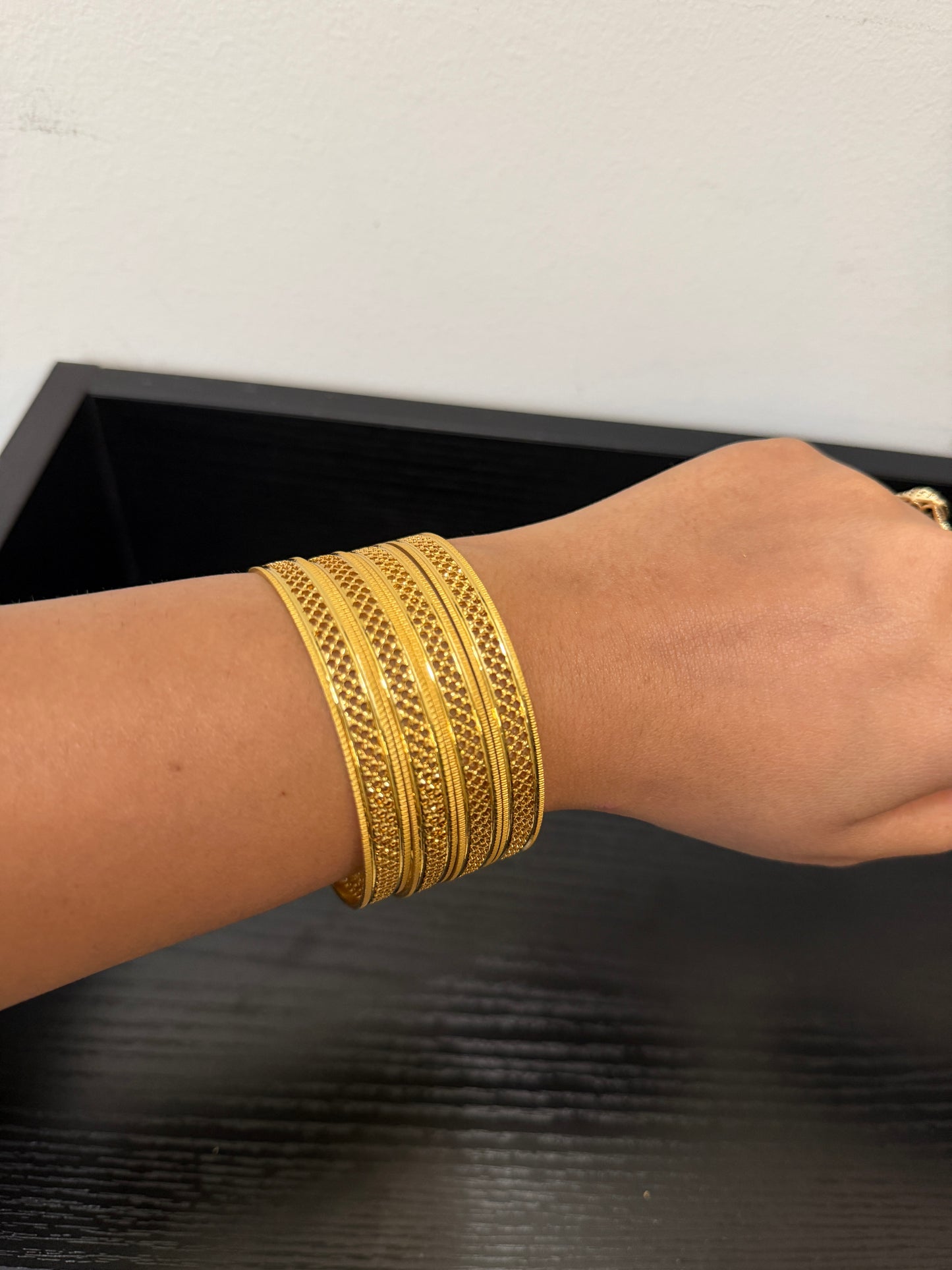 Diljeev Dailywear Bangles (Set of 4)