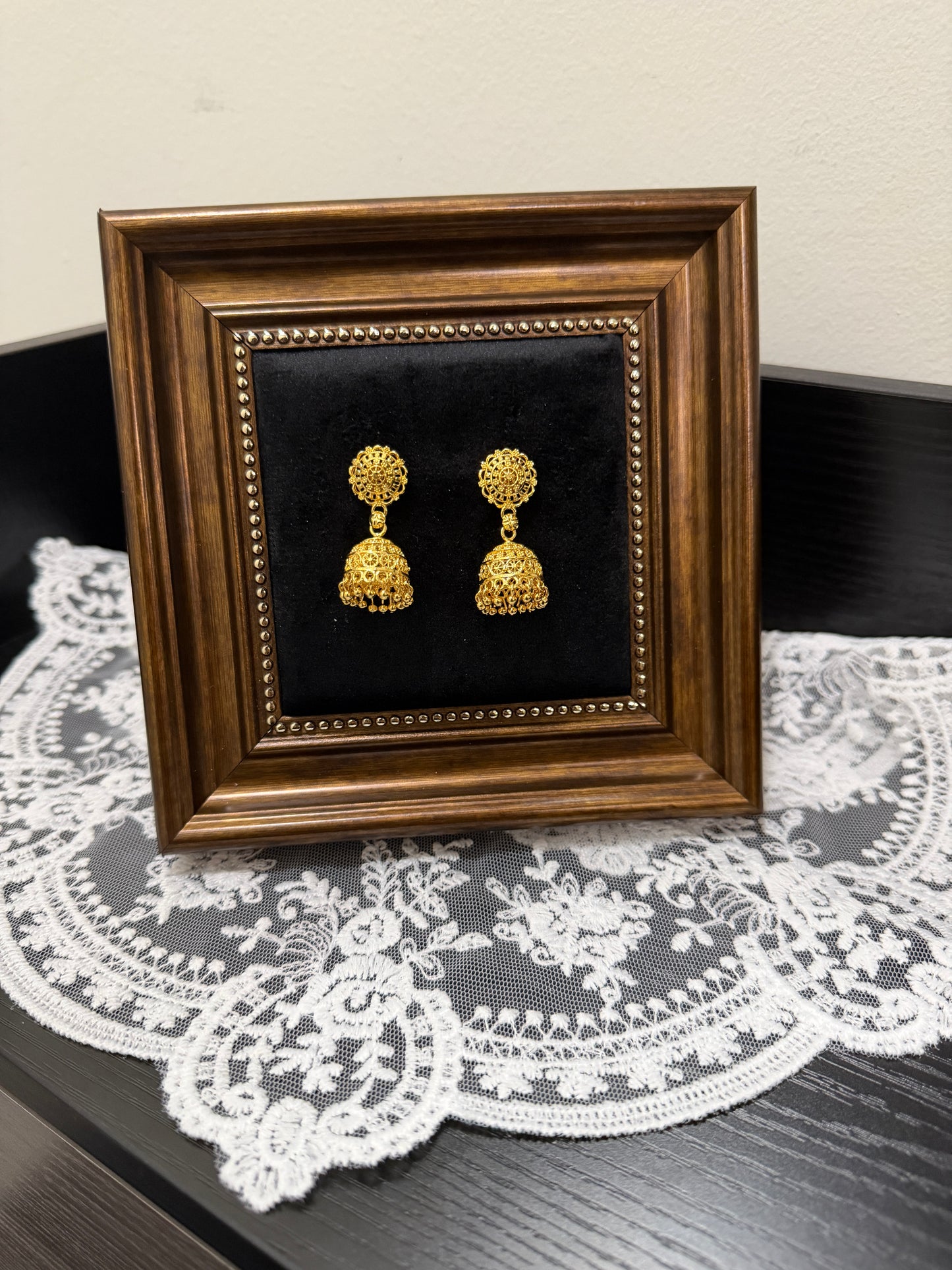 Ramneek Gold Look Jhumki