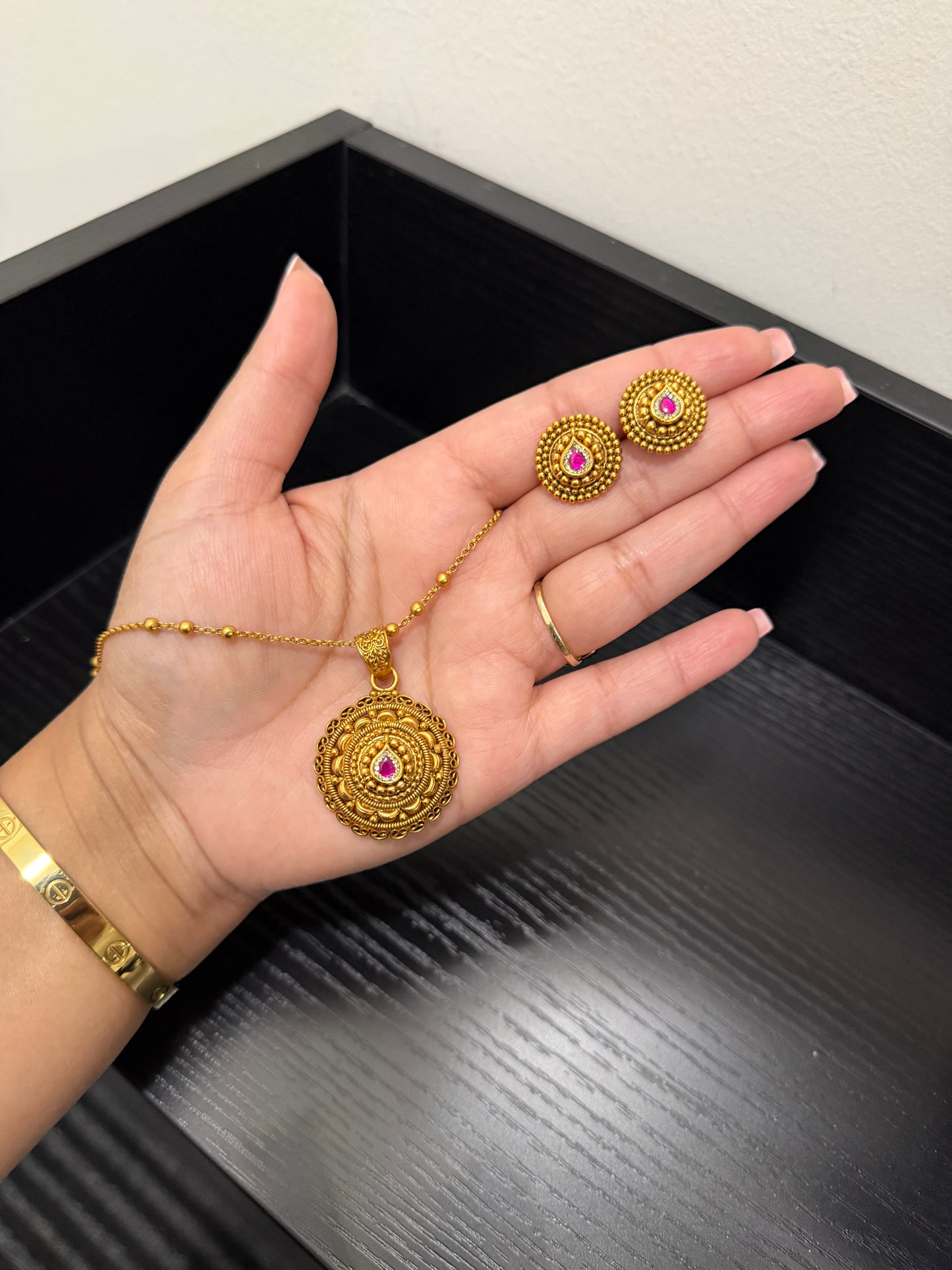 Dimple Micro Gold Plated Pendant Set