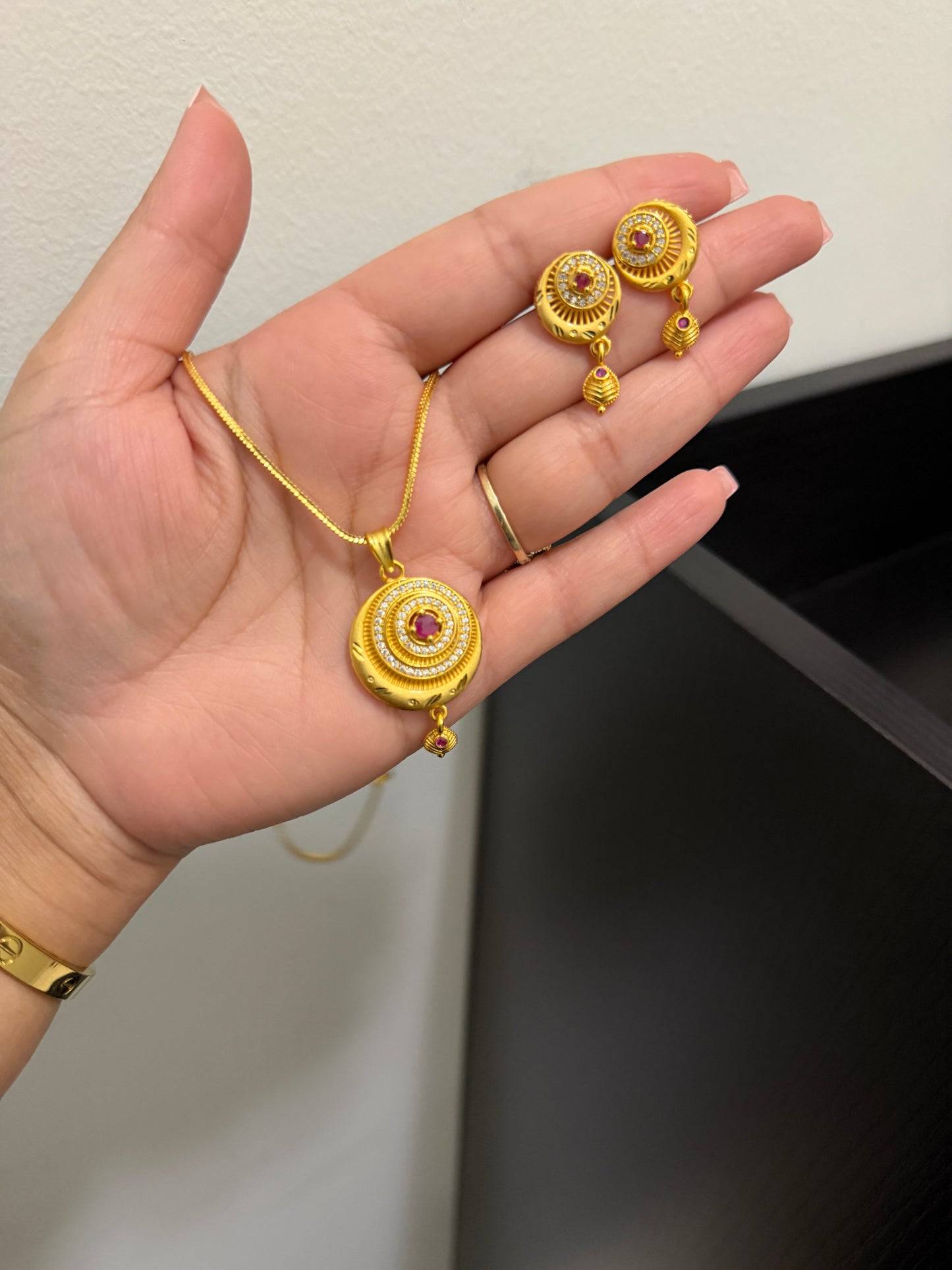 Sonam Gold Plated Pendant Set