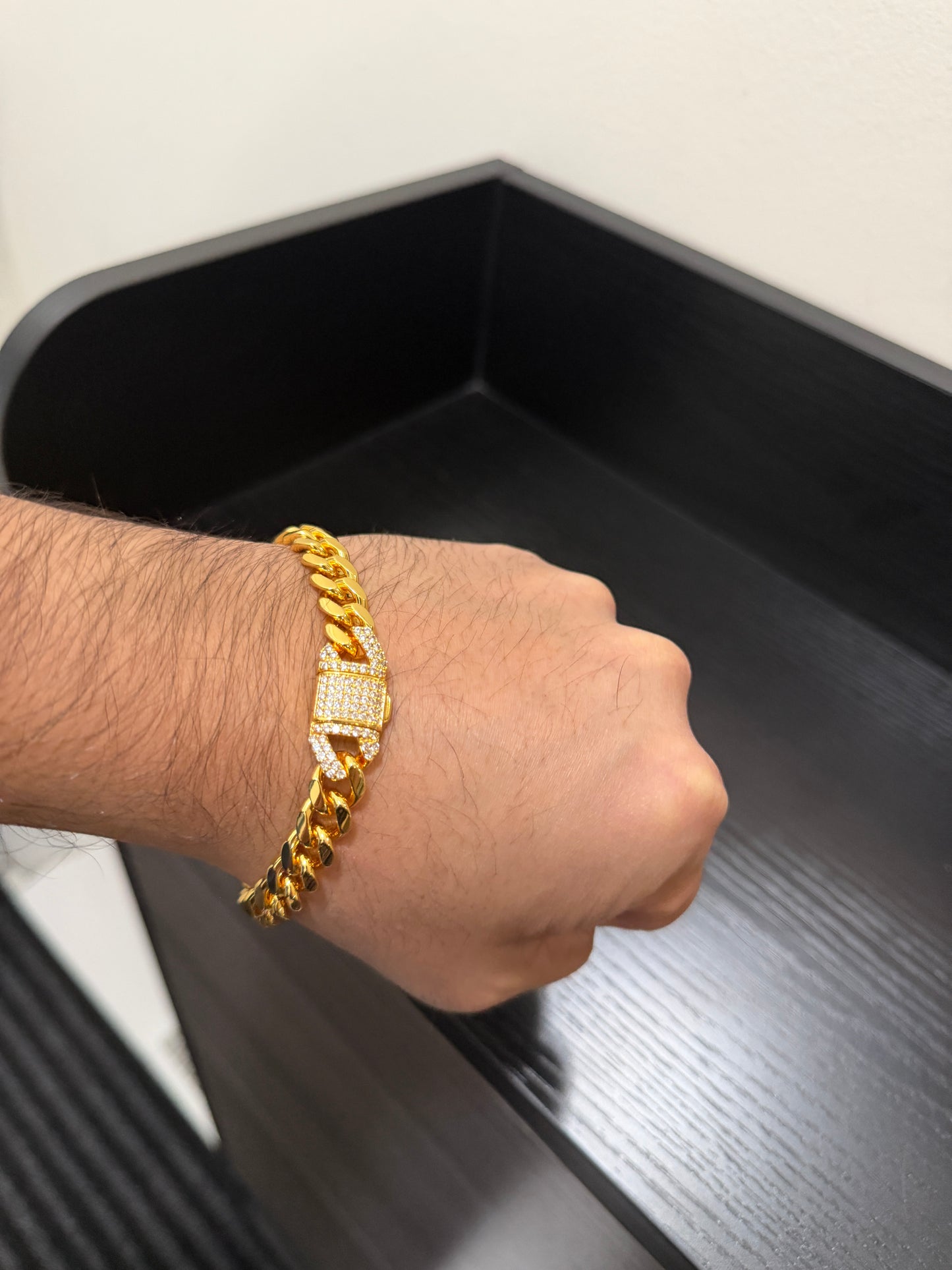 Karman Real Look Men Bracelet