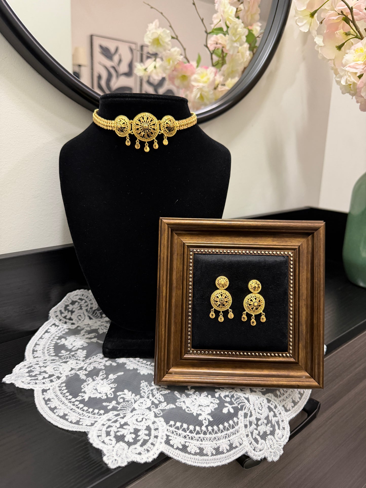 Raveena  Gold Forming Set