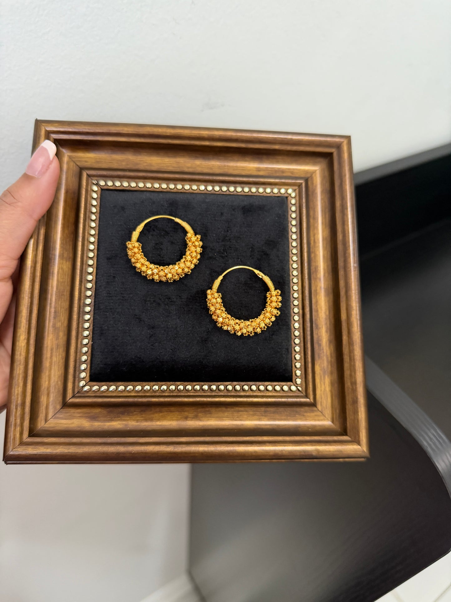 Kiratleen Gold Look Waalian