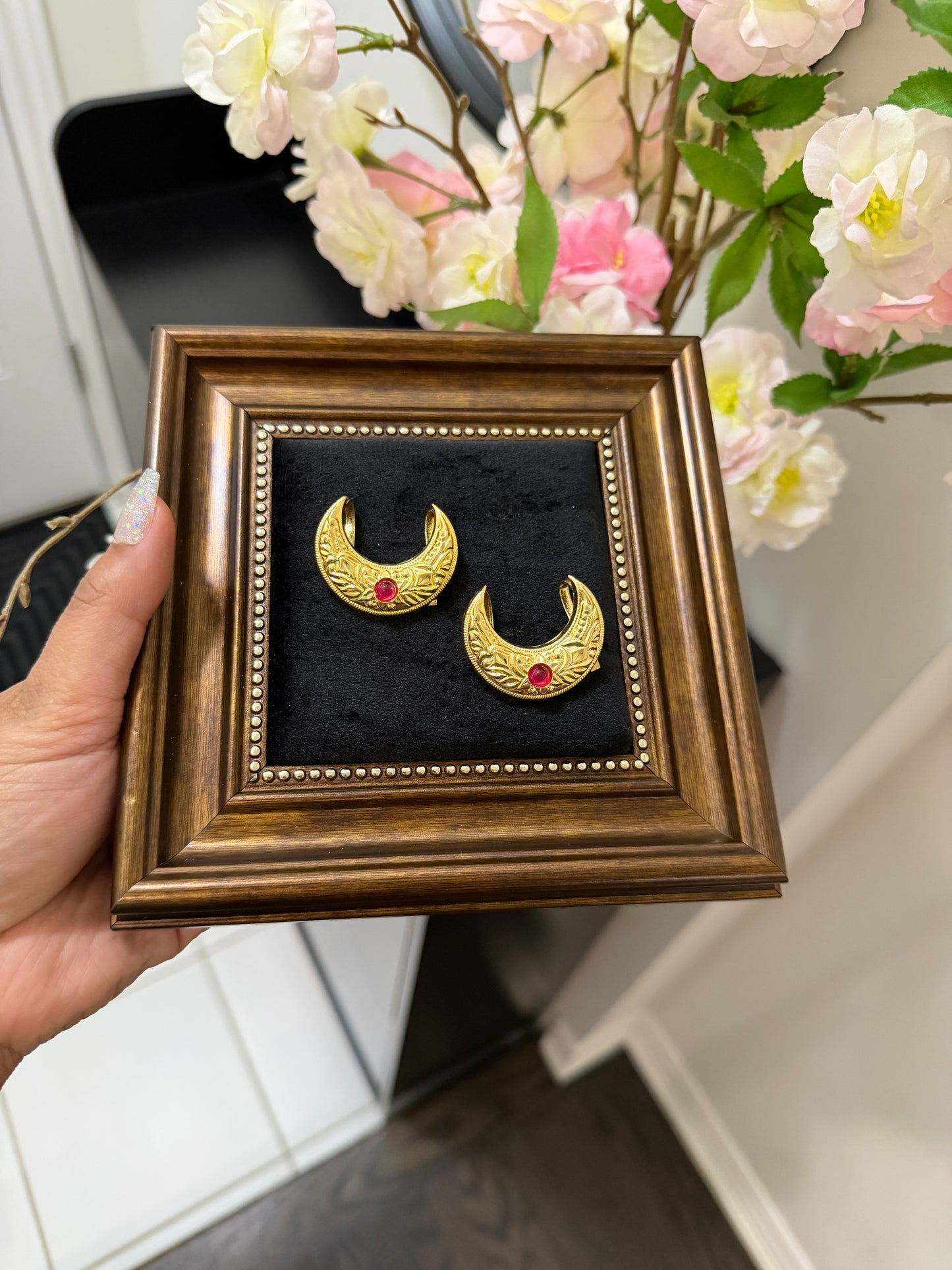 Manjit Real Look Moon Hair Clips (Pair)