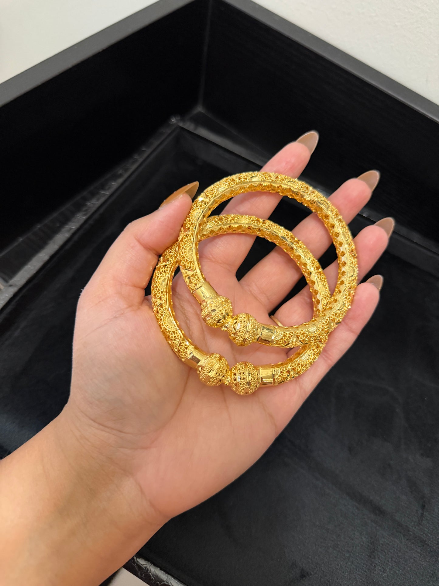 Japleen Gold Forming Bangles