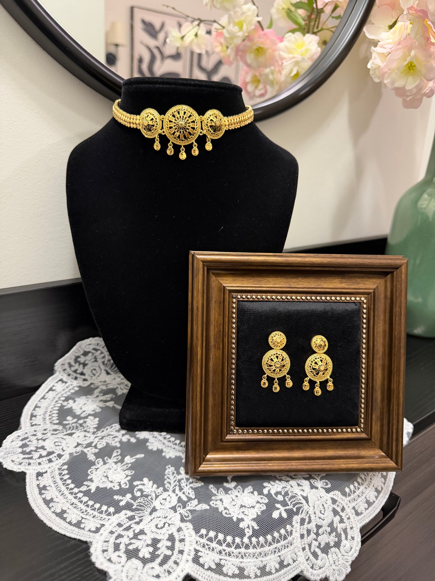 Raveena  Gold Forming Set