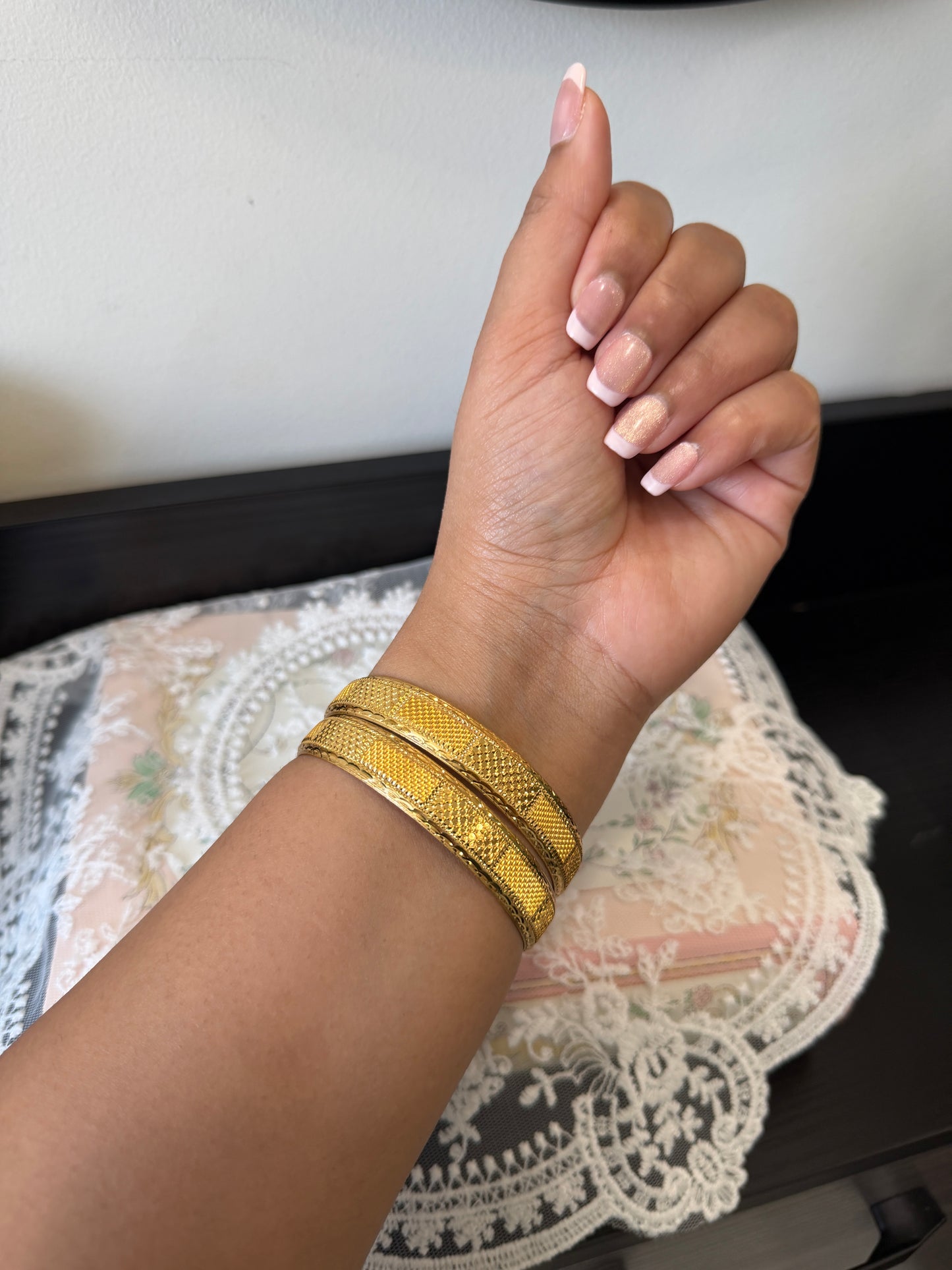 Tavnoor Dailywear Bangles (Set of 2)