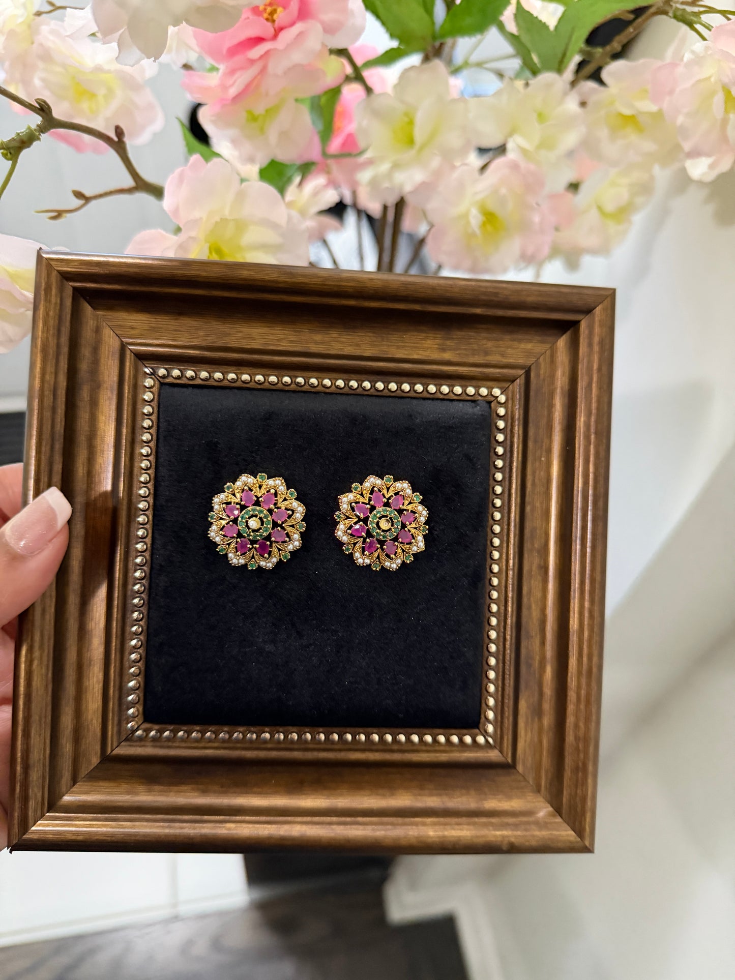 Sonika Jadau Studs